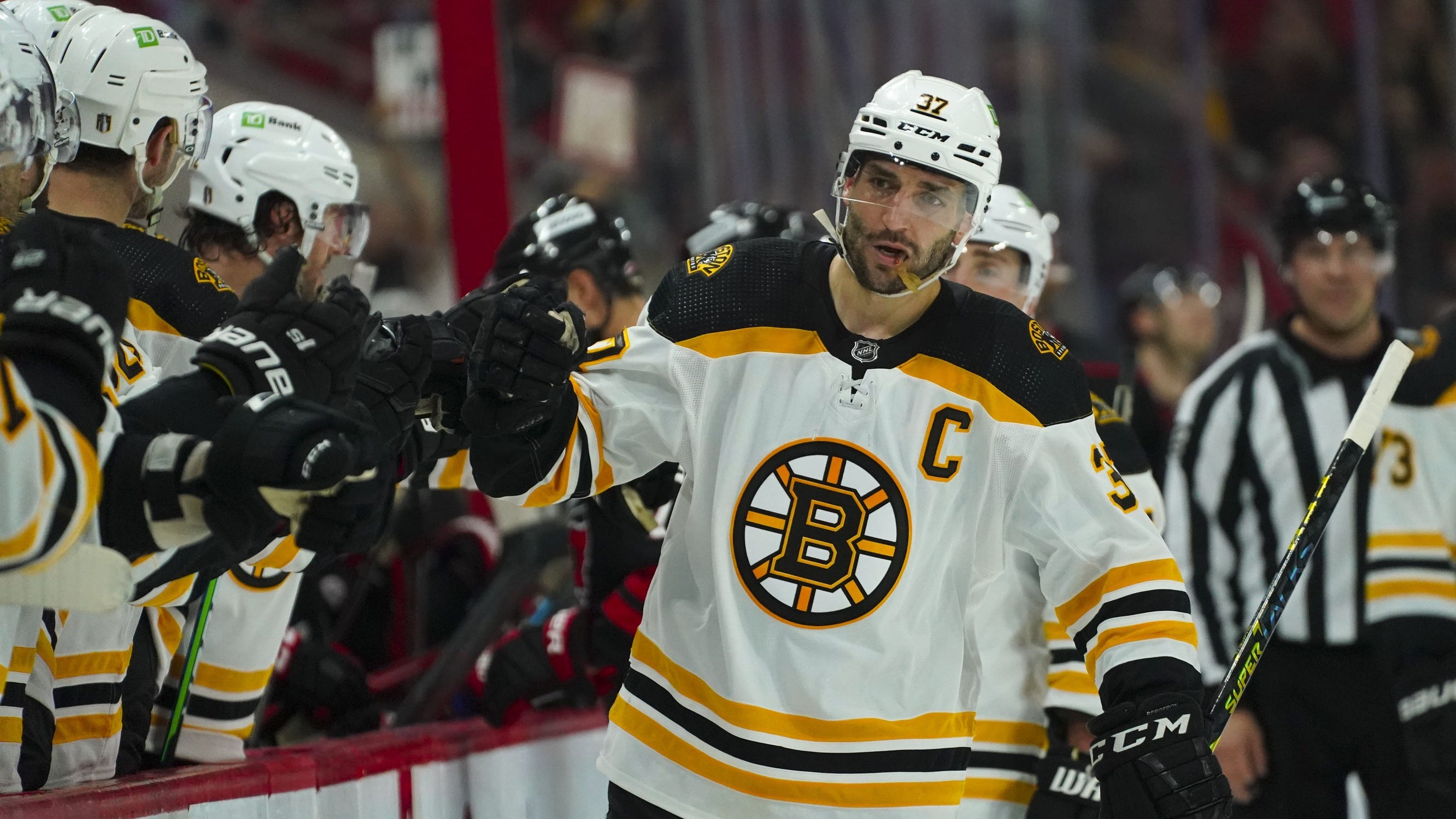It’s clear that Patrice Bergeron is still acting like Bruins’ captain