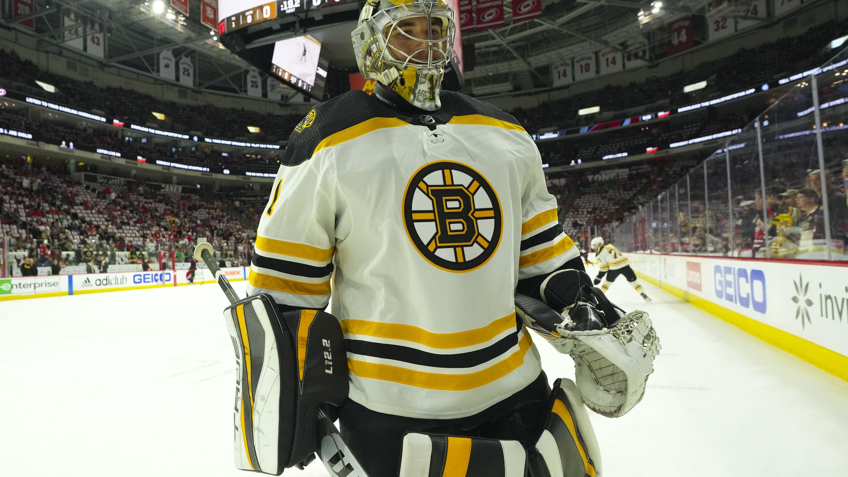 Bruce Cassidy explains switch to Jeremy Swayman, provides update on Hampus Lindholm