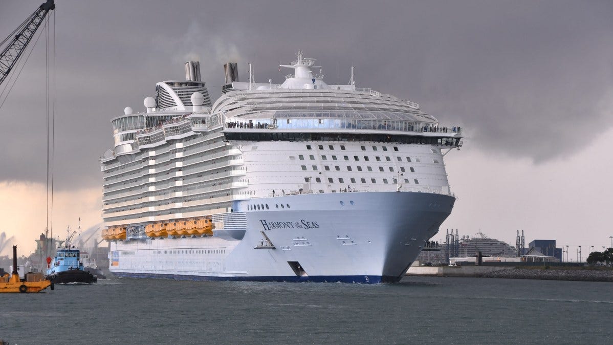 Commanders Fan Cruise sinks before ship leaves dock