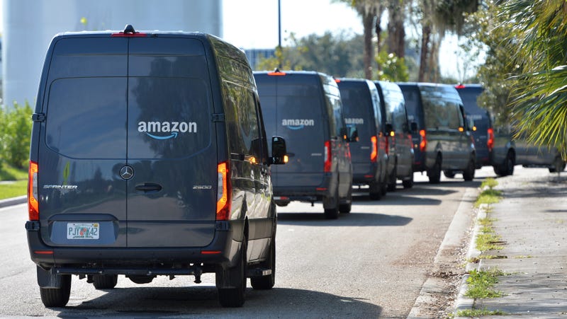 CLE HTS Amazon Driver Saves 2 In Apartment Fire