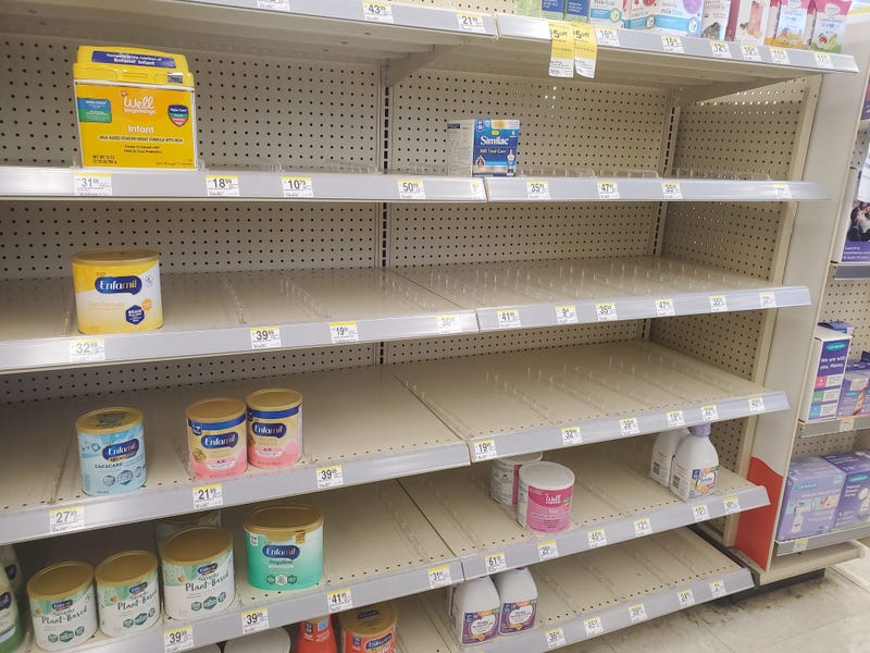 Political fight erupts over baby formula shortage