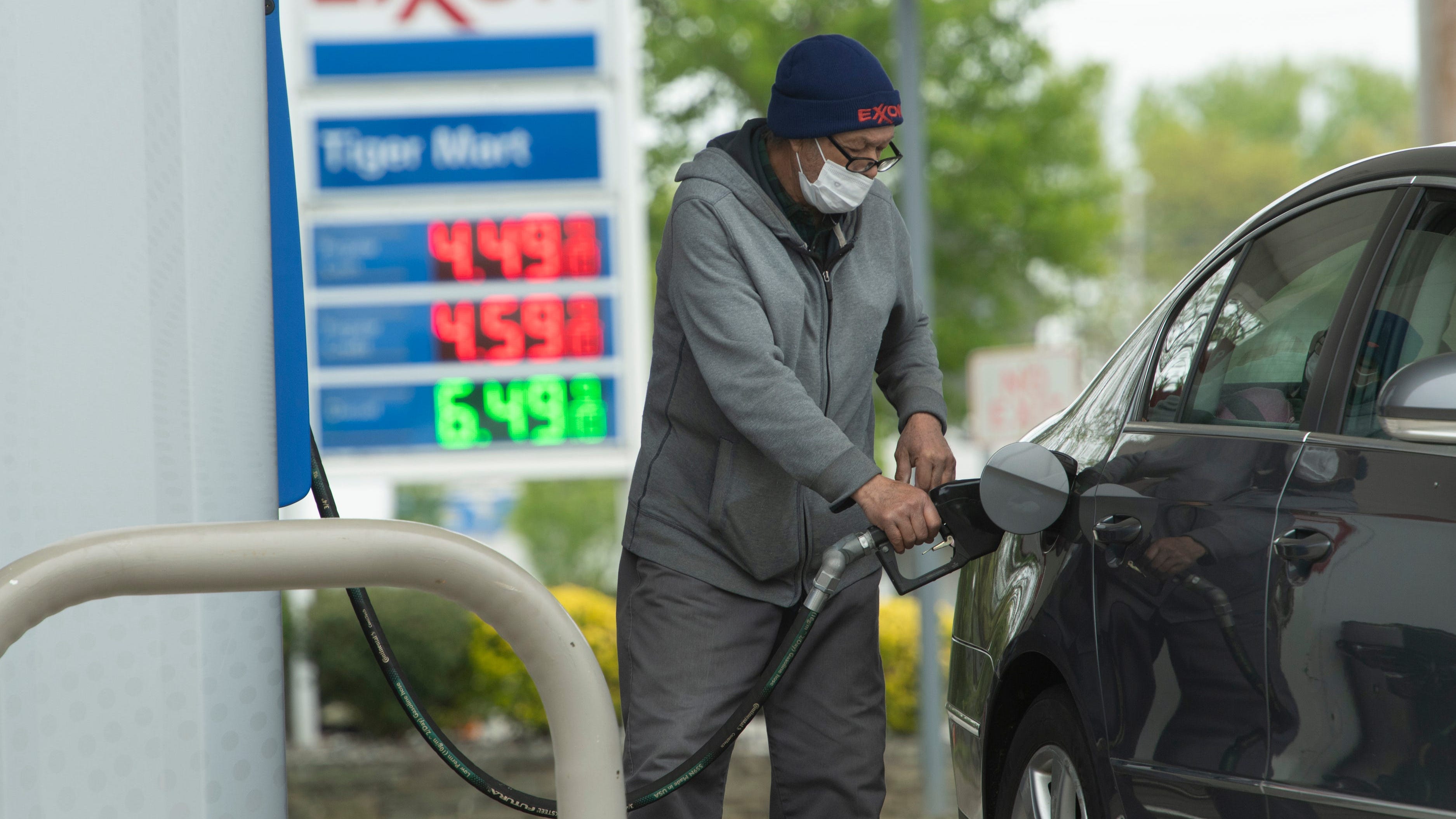 75 NJ gas stations to lower prices Friday to win support of self-service gas, find out where: