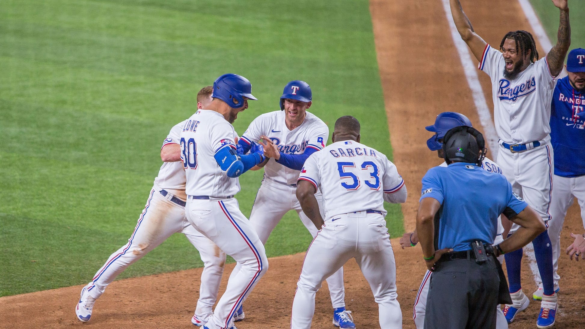Listen: Jared Sandler on the call for Lowe's walk-off HR