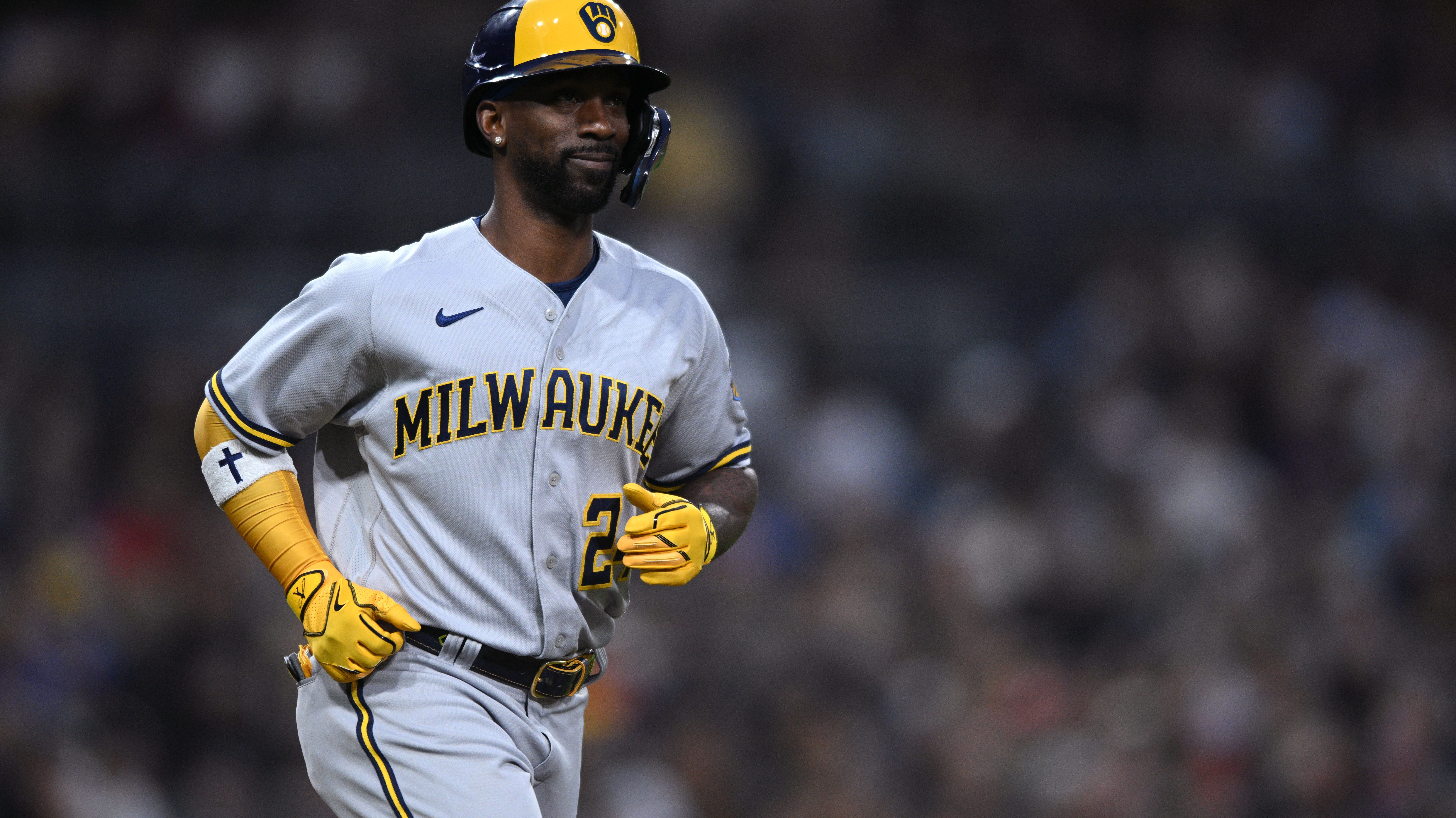 Multiple contenders reportedly interested in Andrew McCutchen
