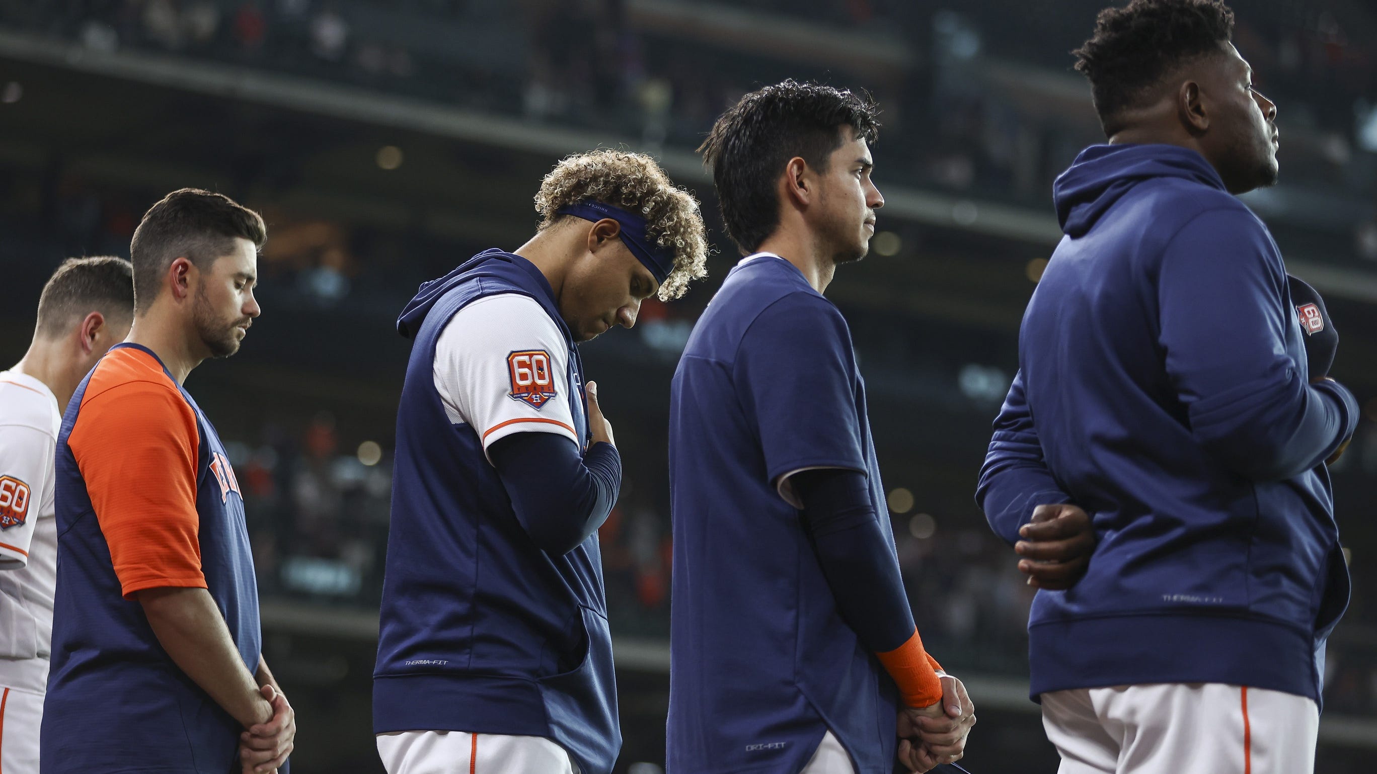 Houston pro teams, sports world react to mass shooting at Texas elementary school