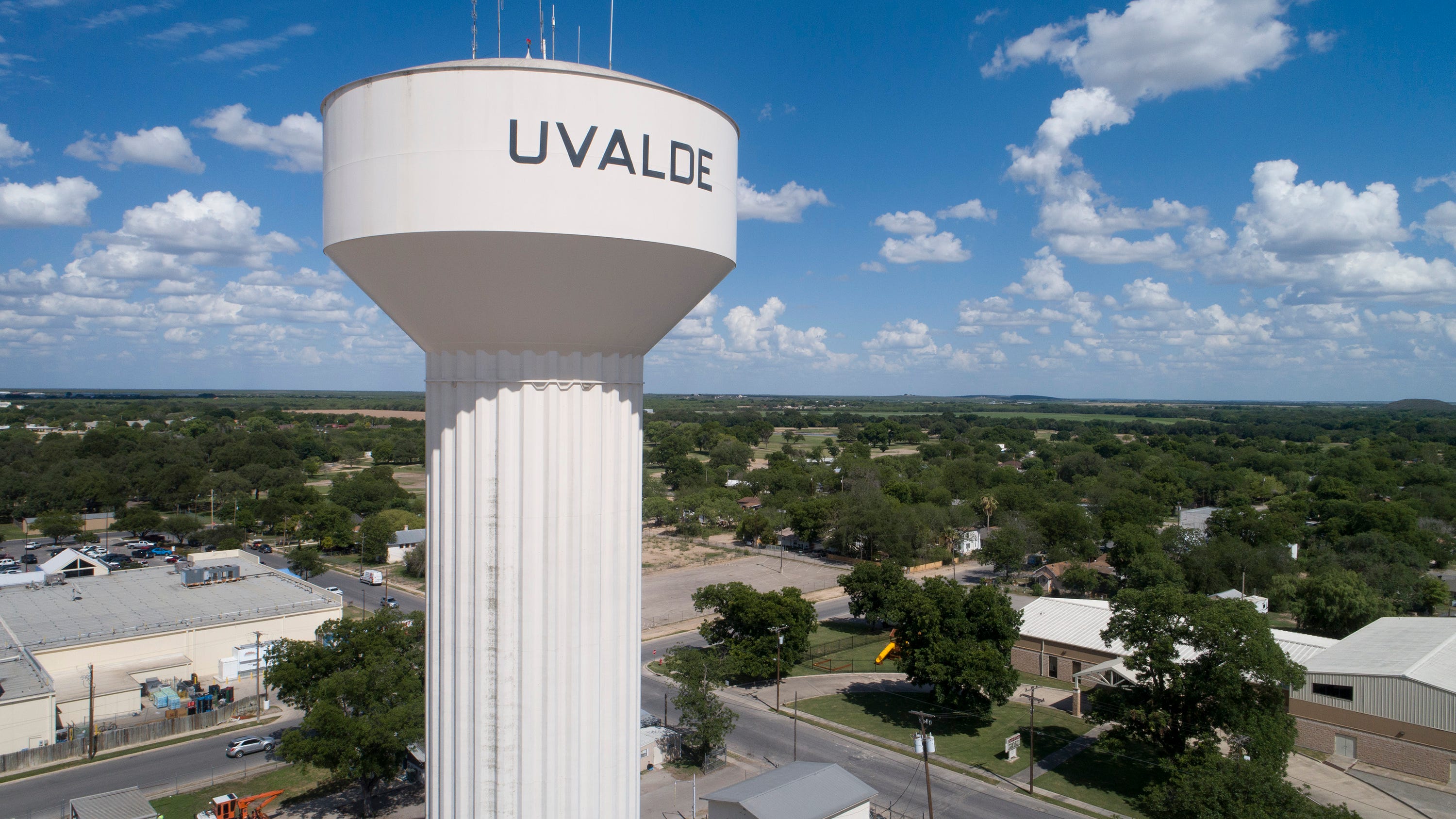 Uvalde school board meets, could move to fire embattled school district police chief