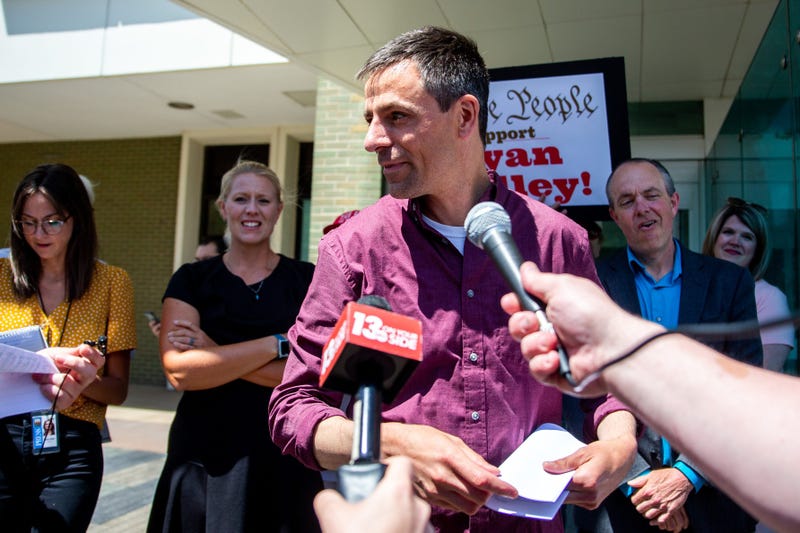 Ryan Kelley speaking to media following 2022 arrest