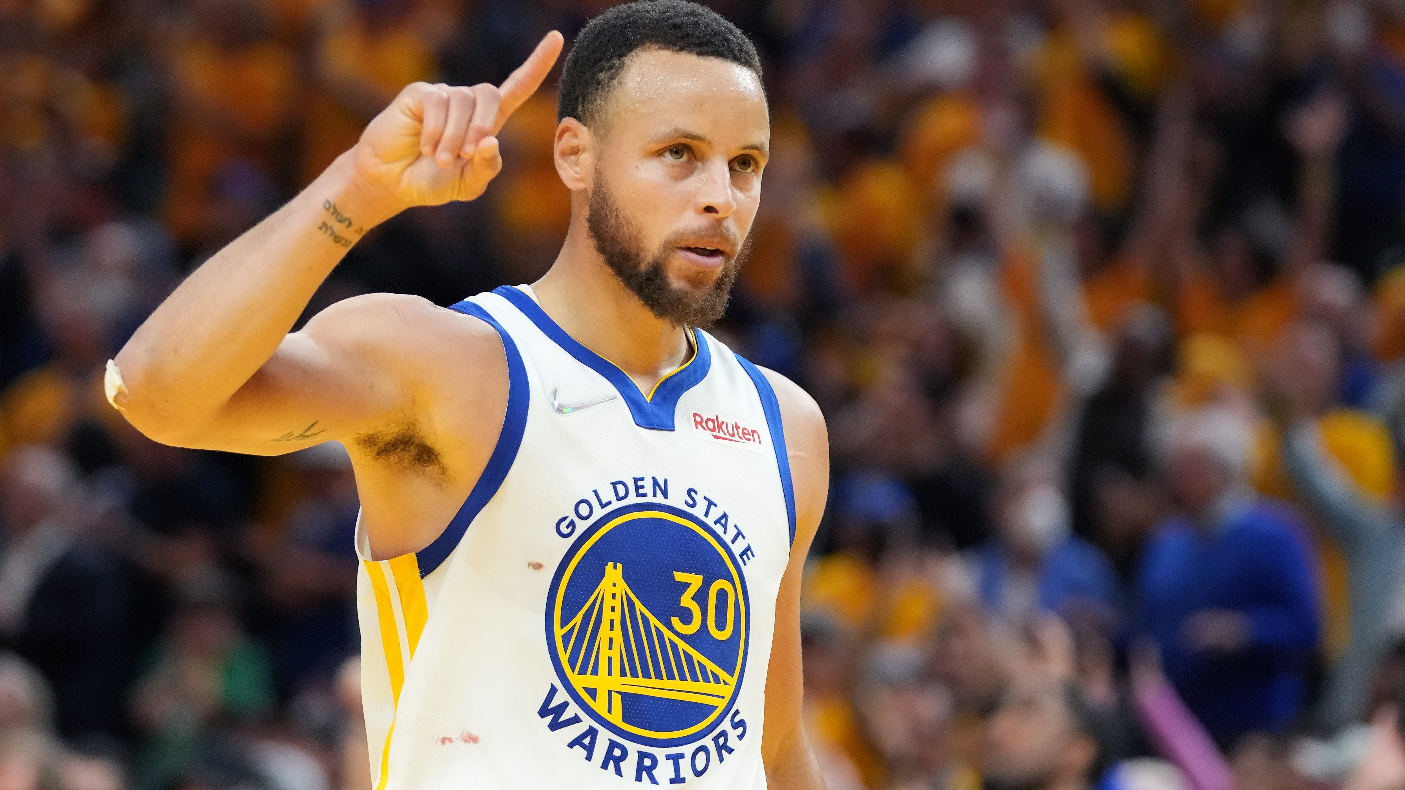 Shaq: Steph Curry is greatest shooter in NBA history, in the discussion for best player