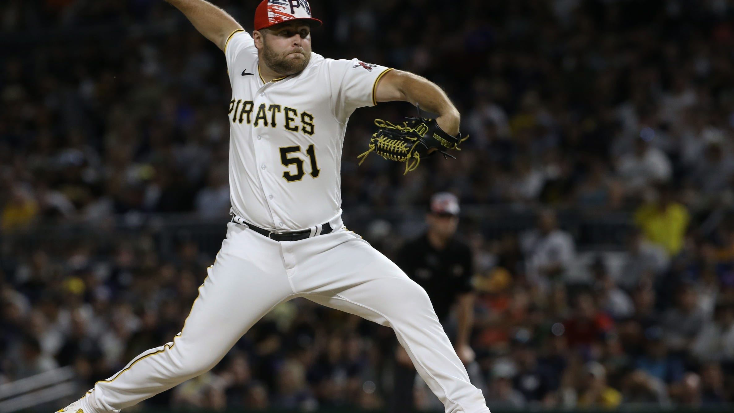 Derek Shelton gifts David Bednar case of IC Light for All-Star bid