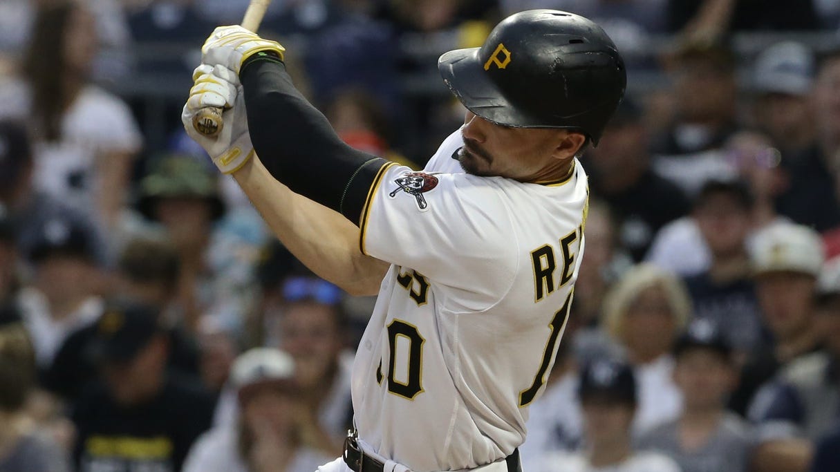 Report: Pirates rejecting offers for Reynolds and Bednar