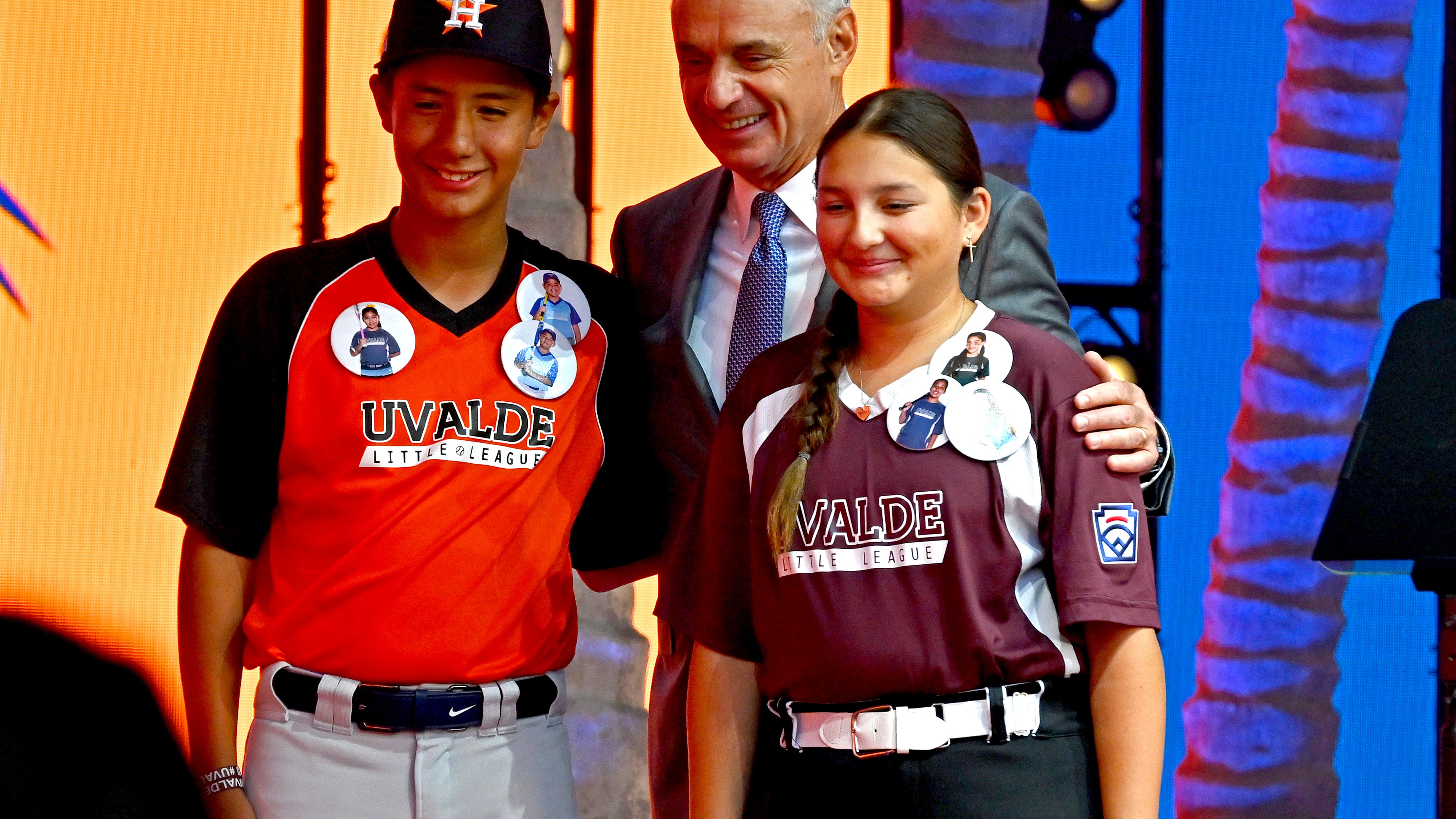 Stern: Major League Baseball needs to change its approach at the plate
