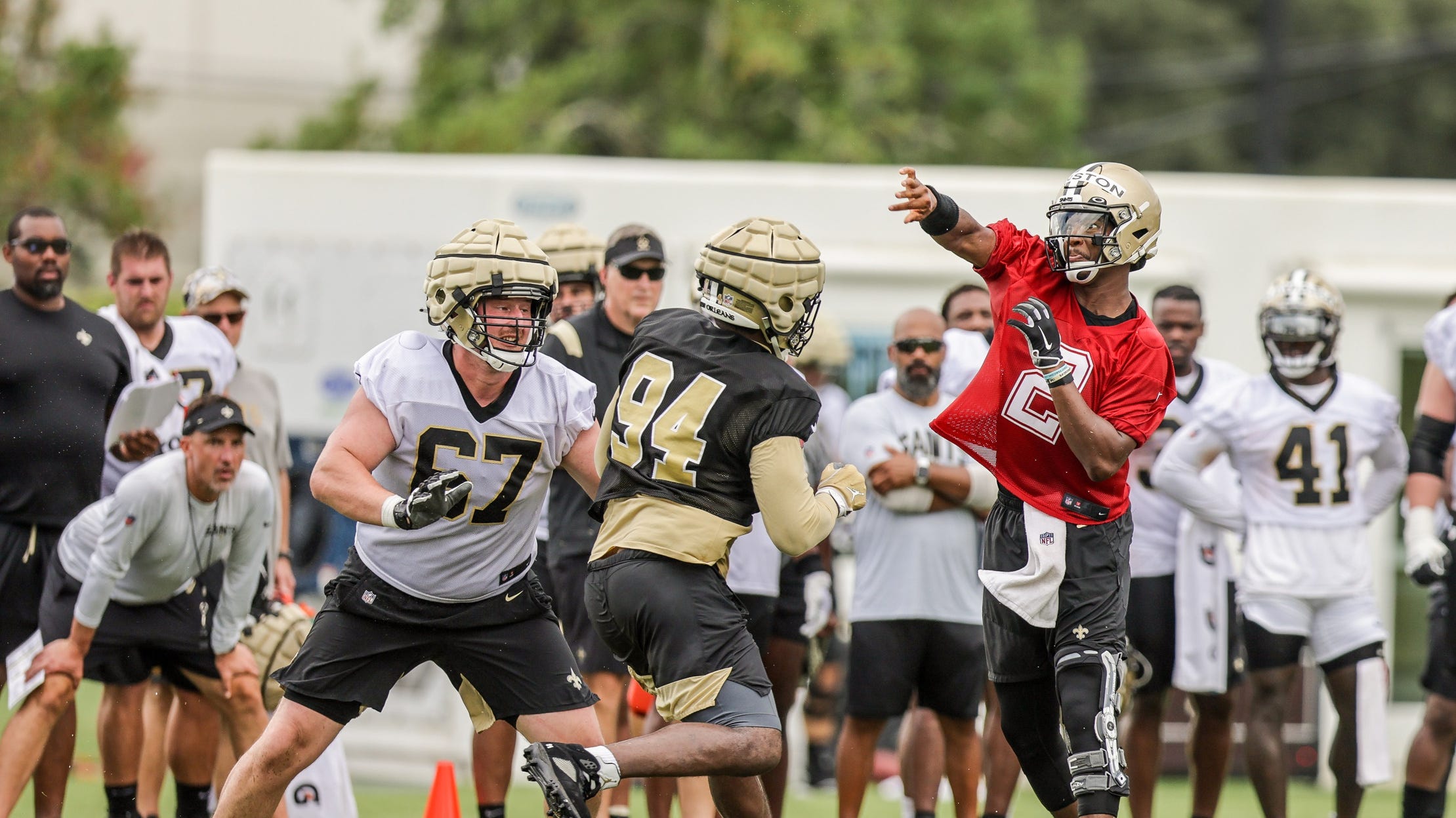 Saints players give mixed reviews of new 'Guardian Caps' at training camp