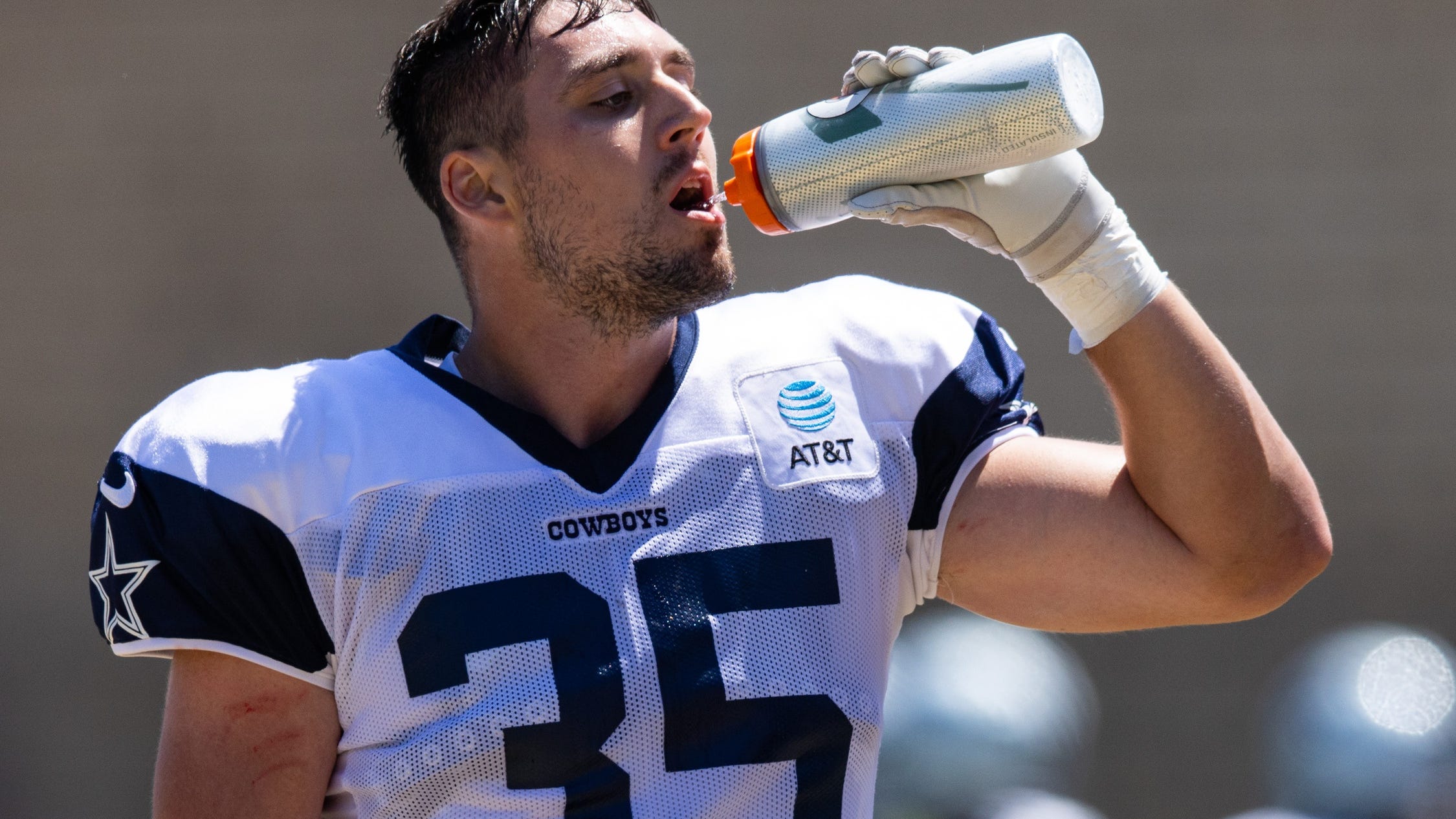 Cowboys fullback Ryan Nall out 2-4 weeks with shoulder injury