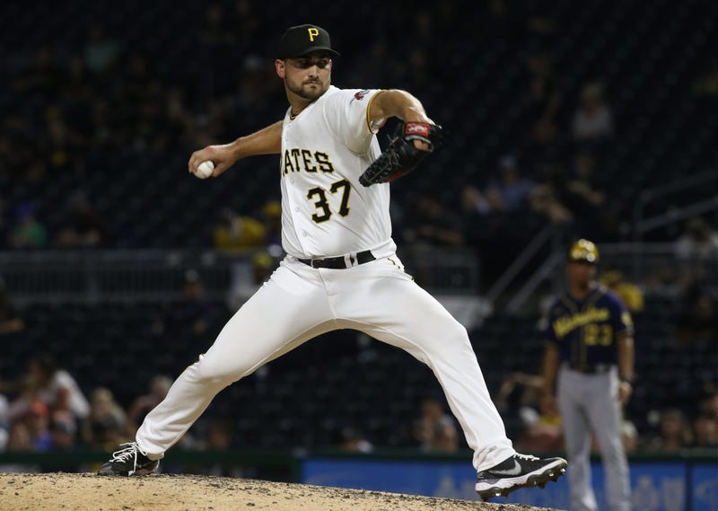 Chase DeJong pitching