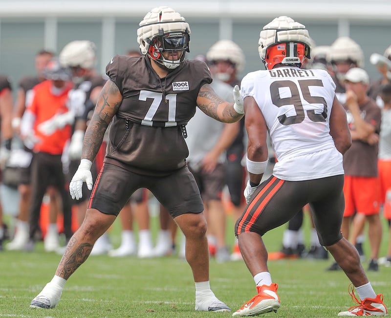 Cleveland Browns left tackle Jedrick Wills Jr. has the task of blocking defensive end Myles Garrett during training camp in 2023