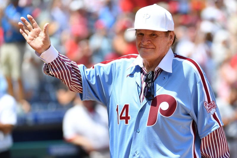 Former Philadelphia Phillies great Pete Rose acknowledges the crowd during Alumni Day ceremonies on Aug. 7, 2022 before a game against the Washington Nationals at Citizens Bank Park.