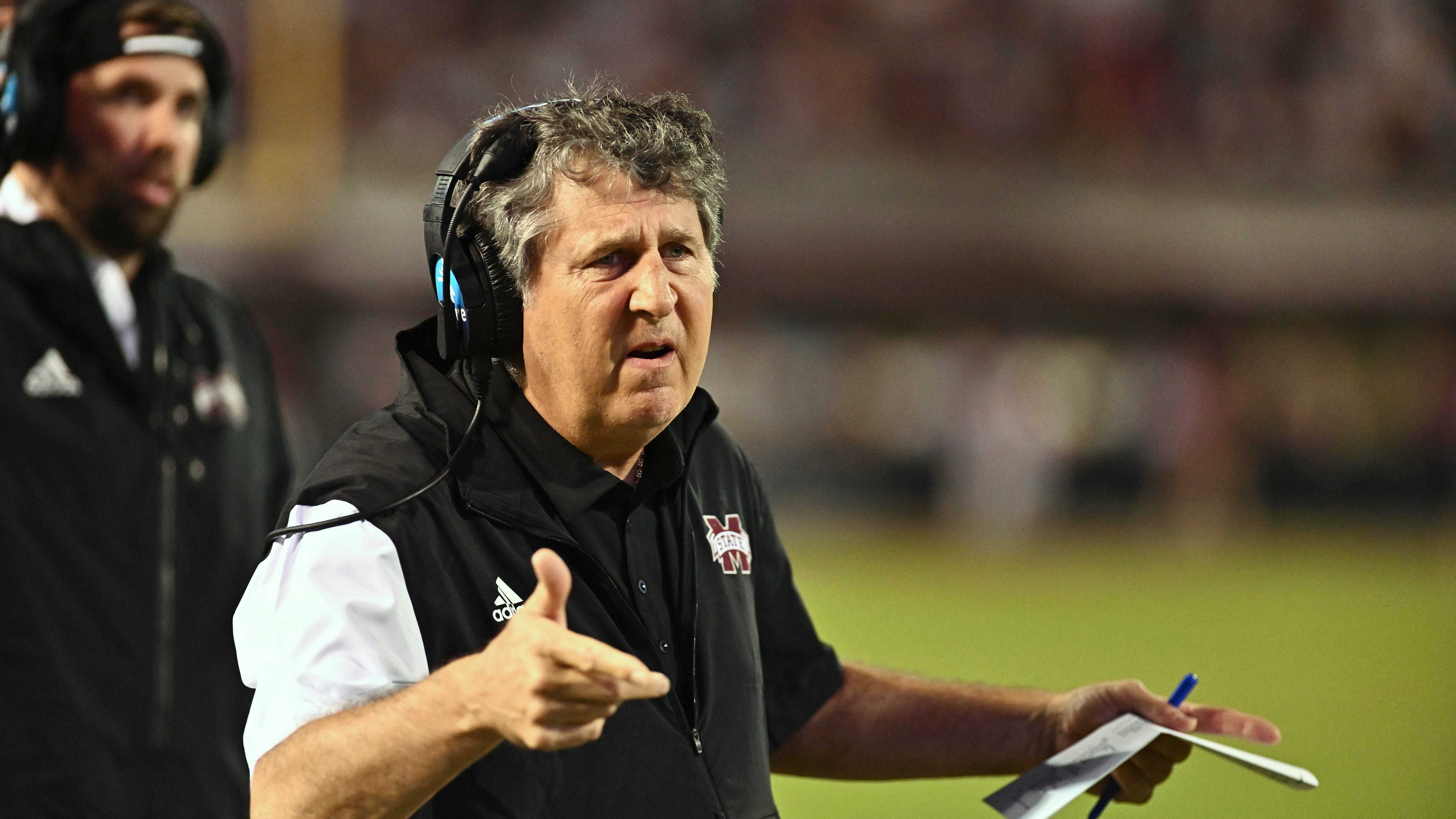 Legendary college football coach Mike Leach dies at 61