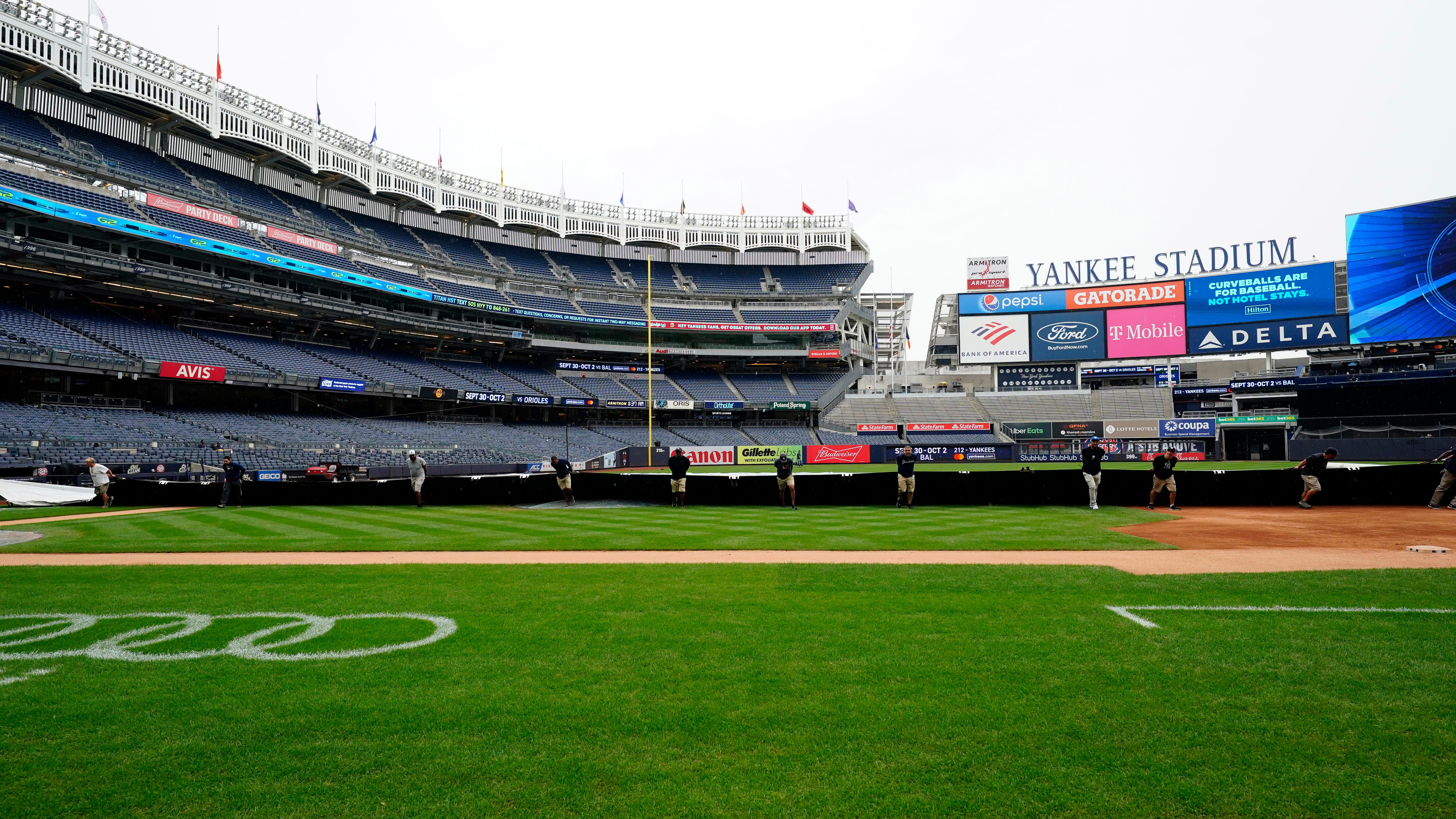 WATCH: FDNY Regina Wilson performs National Anthem at Yankee Stadium on Sept. 11