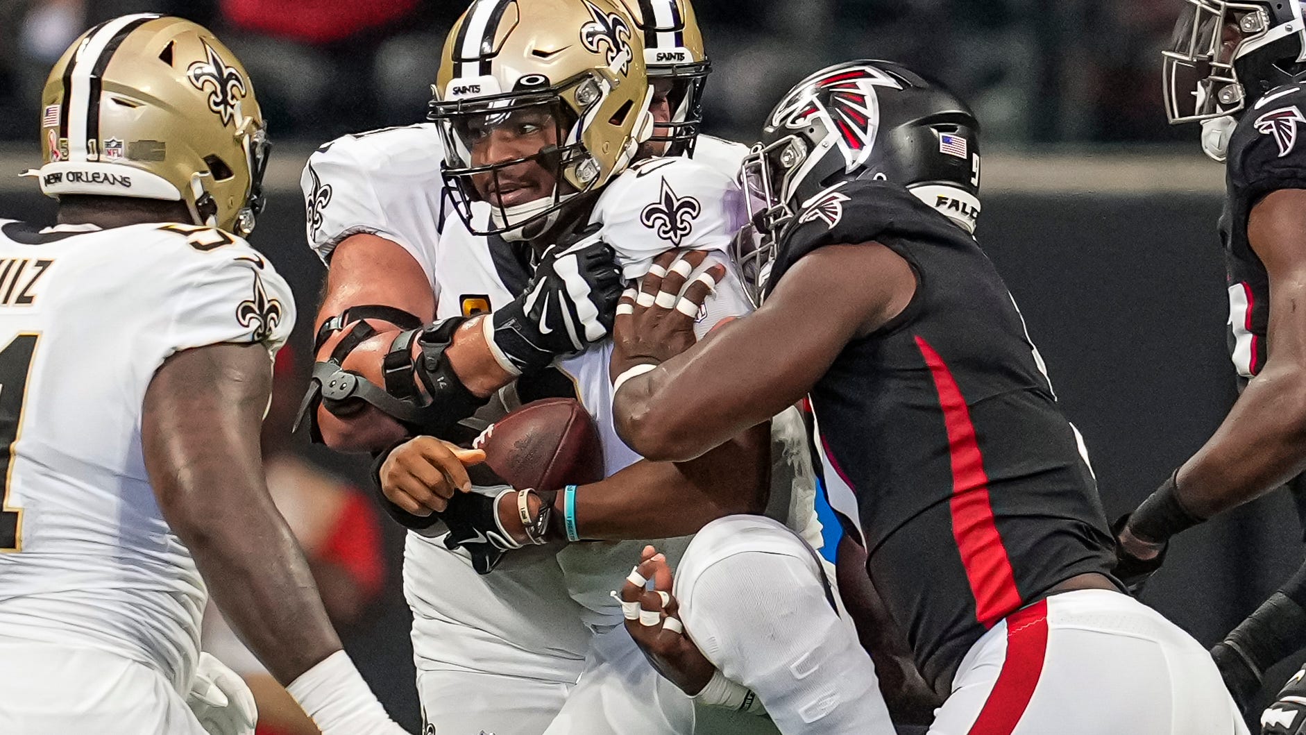 Falcons DC Dean Pees: Still hoping to pressure QB's without having to blitz