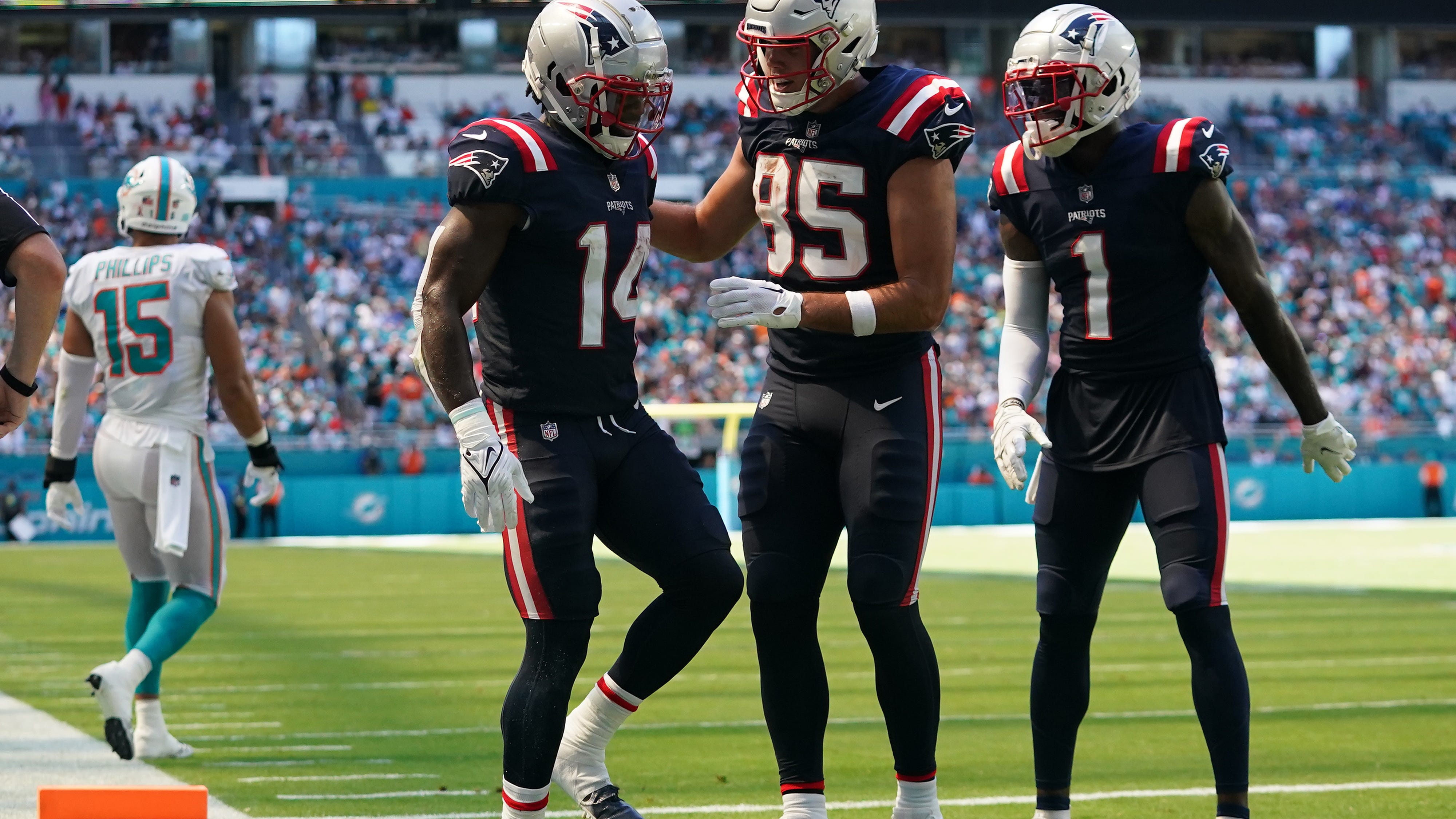 10 players to watch at Patriots second open OTA