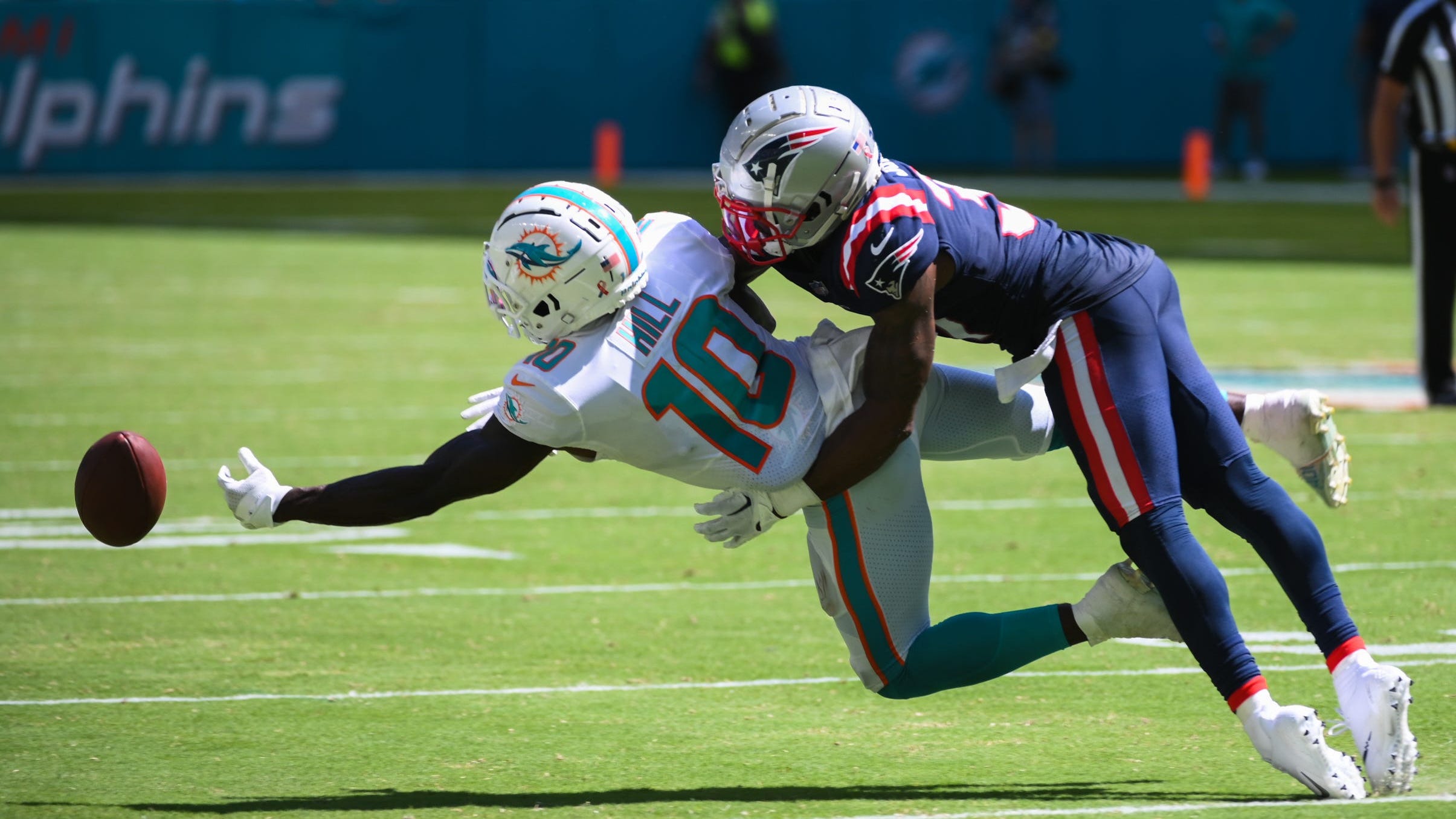 3 crucial clashes in Patriots’ Week 2 matchup vs. Dolphins