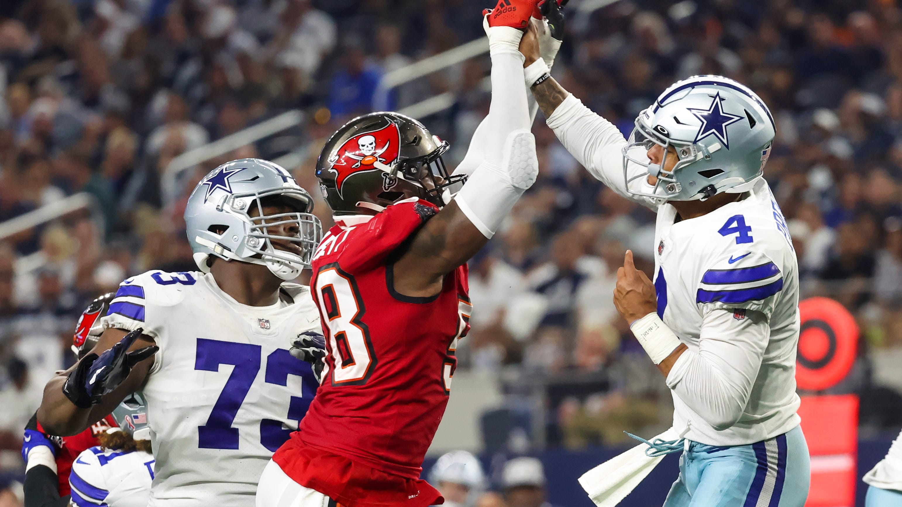 NFL world reacts to Dak Prescott injury: 'Feels like the season is over'