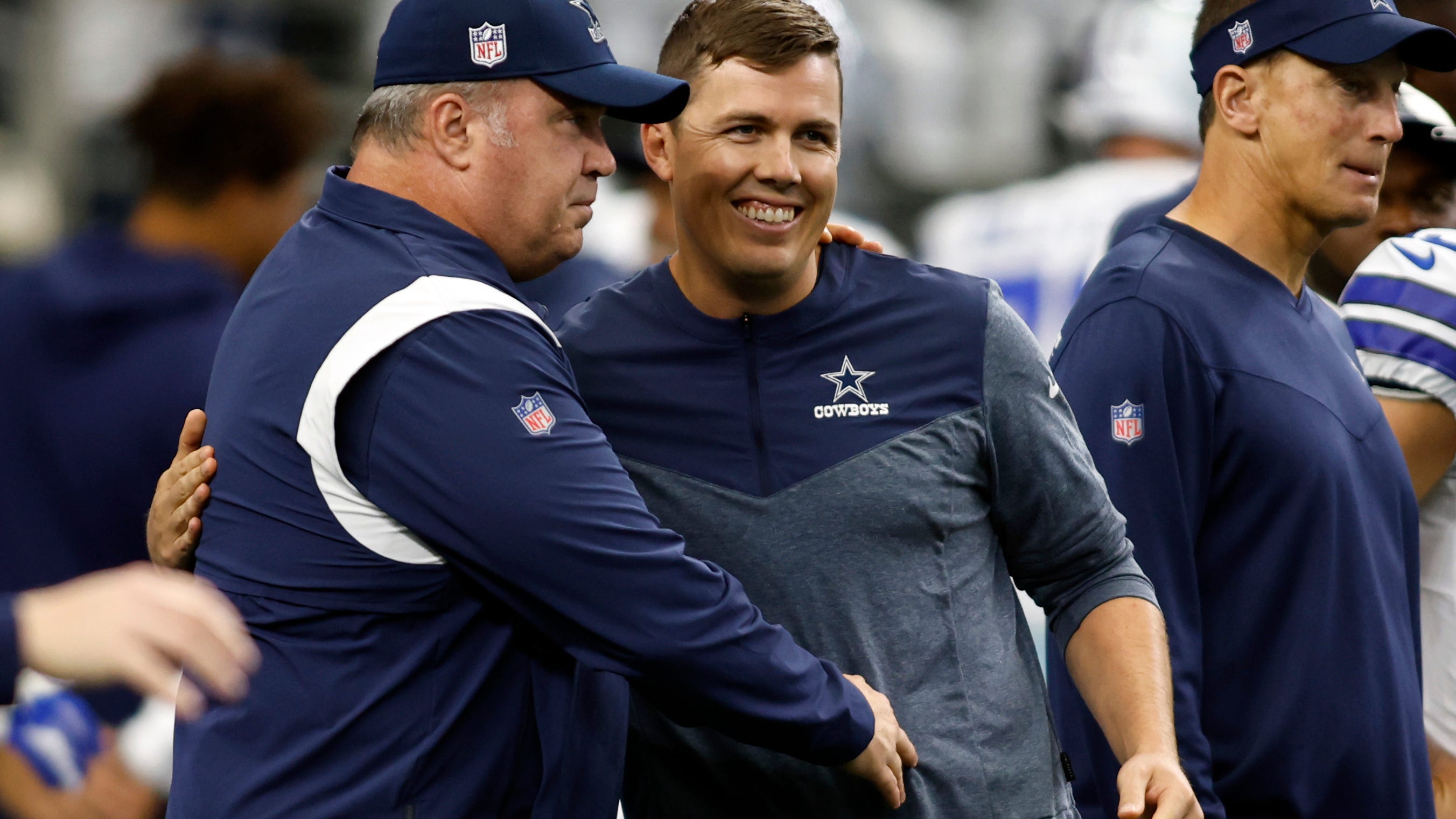 Cowboys OC Kellen Moore's status 'being evaluated'