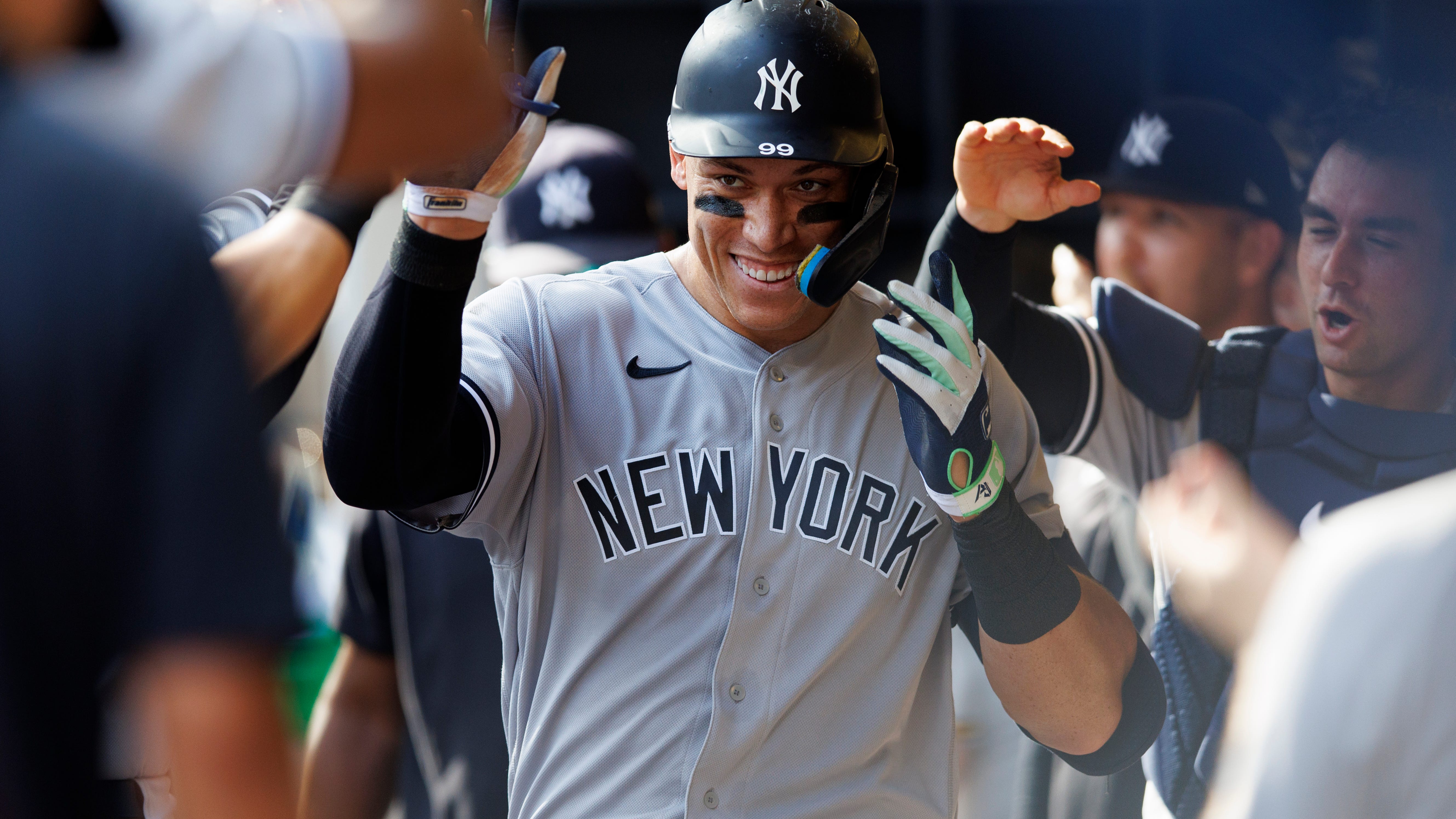 Aaron Judge hits 58th, 59th homers, ties MLB record for most multi-HR game in a season