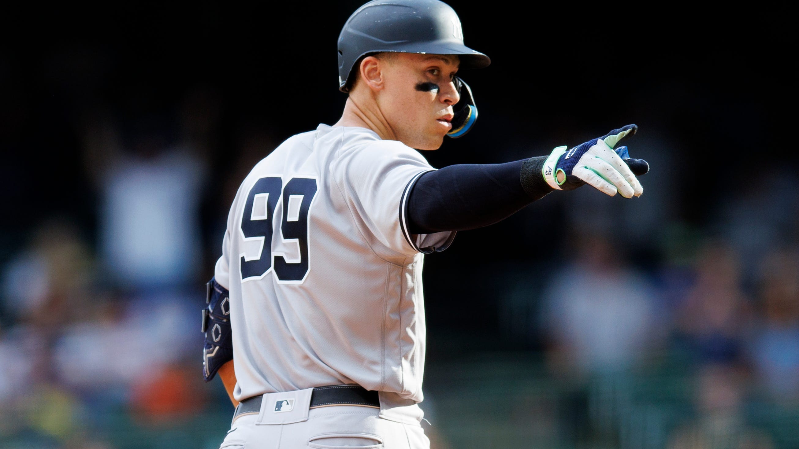 How Aaron Judge, on cusp of home run history and possible Triple Crown, stays focused