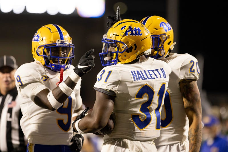 Erick Hallett celebrating