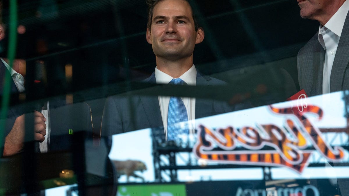 Harris will hire GM to give Tigers winning front office