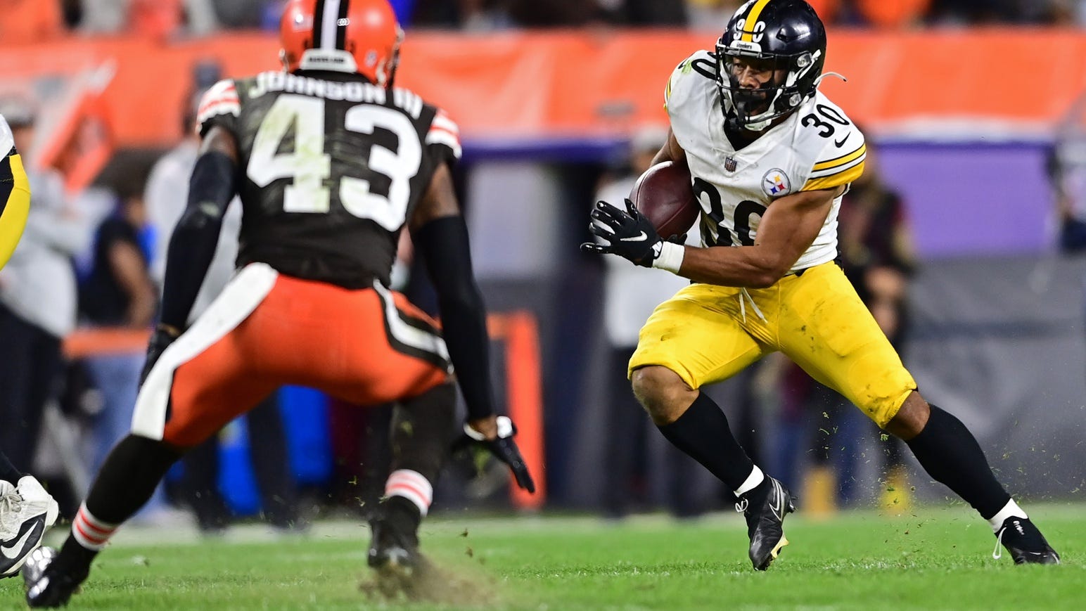 Under Najee’s wing, Warren feels he hasn’t ‘earned’ anything