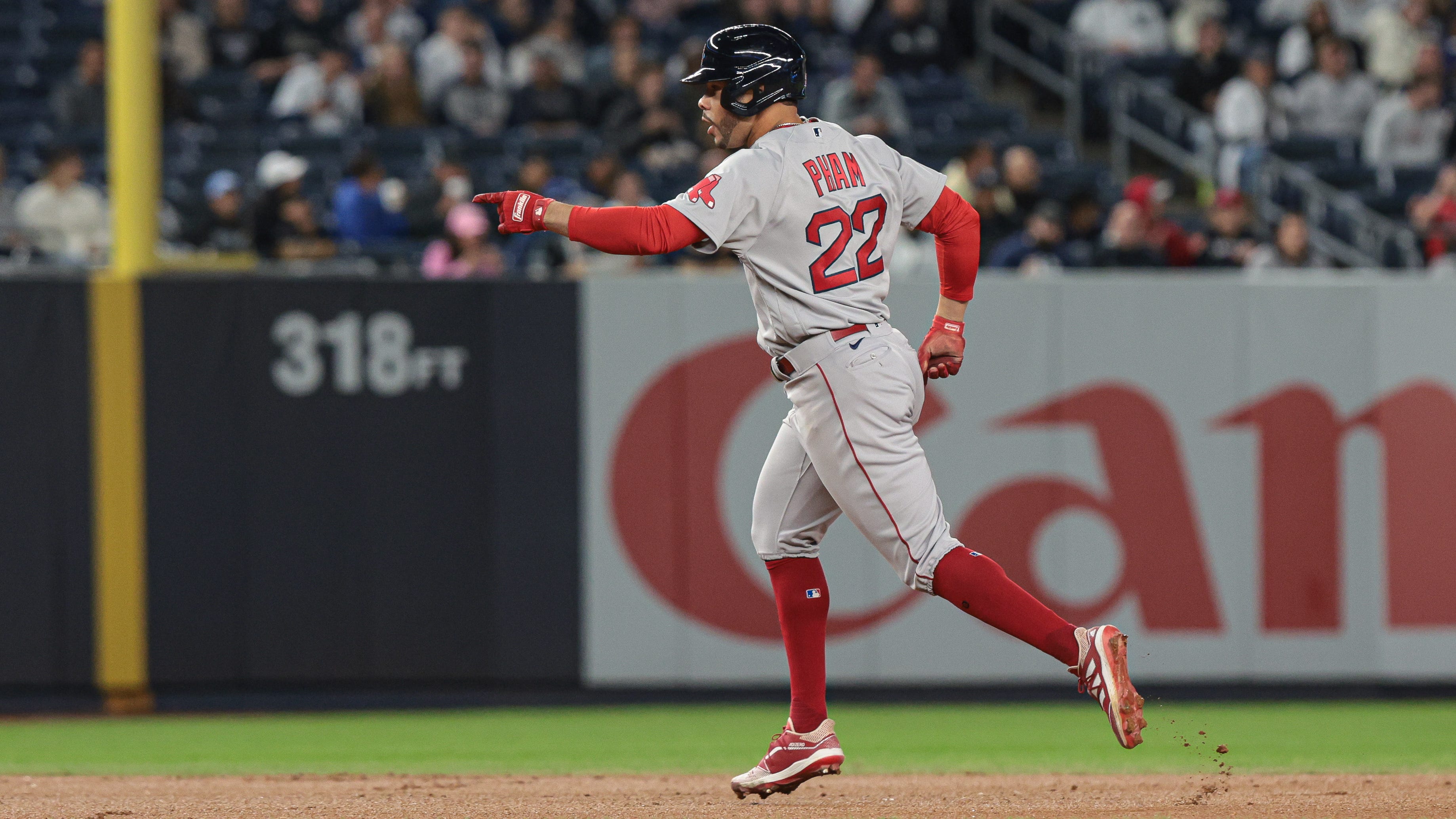 Red Sox, Tommy Pham decline mutual option; Rob Refsnyder agrees on one-year deal
