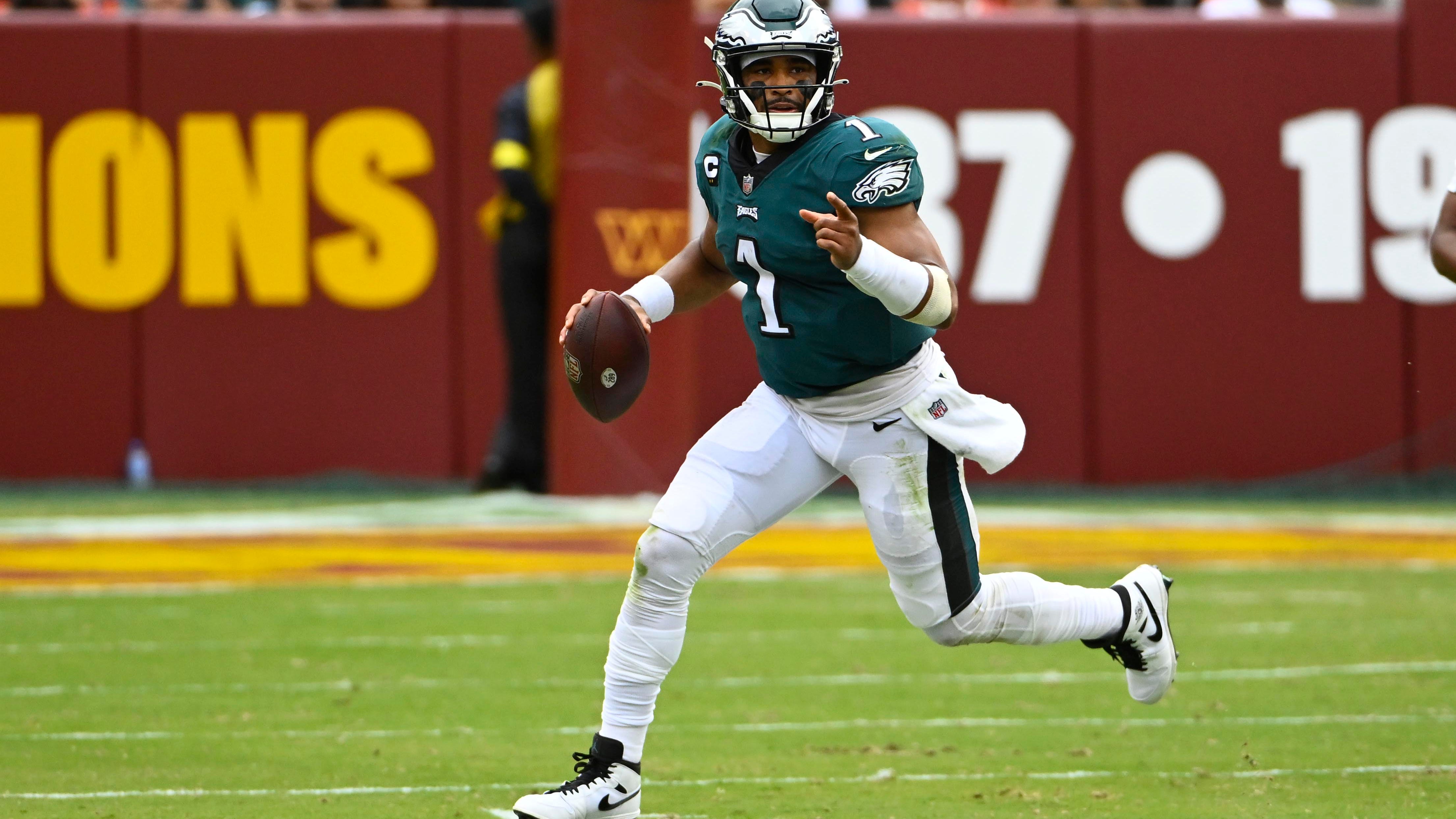 Terrell Owens: Jalen Hurts' level of play 'is no surprise to me'