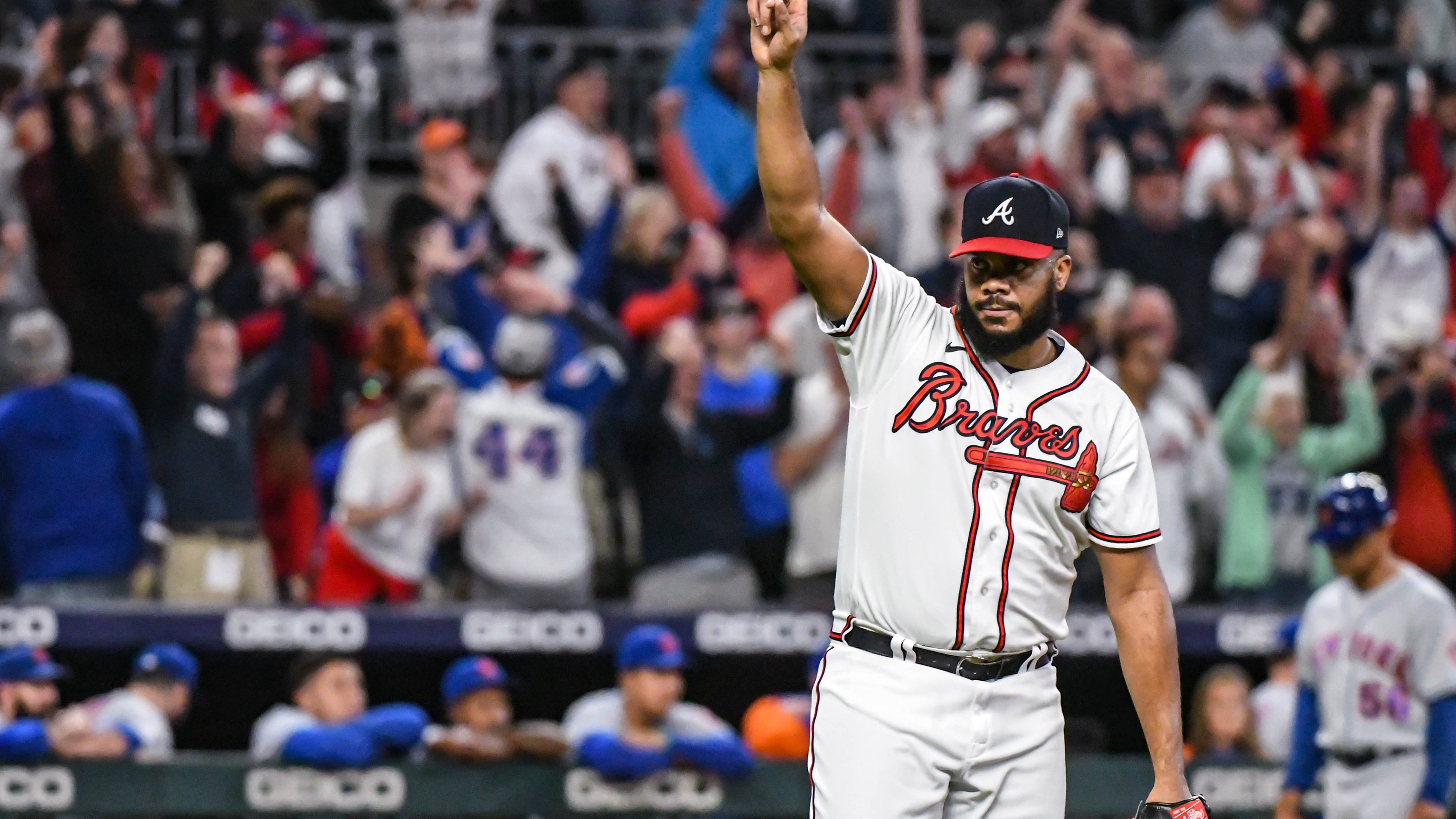 Braves sweep Mets, division title on the horizon