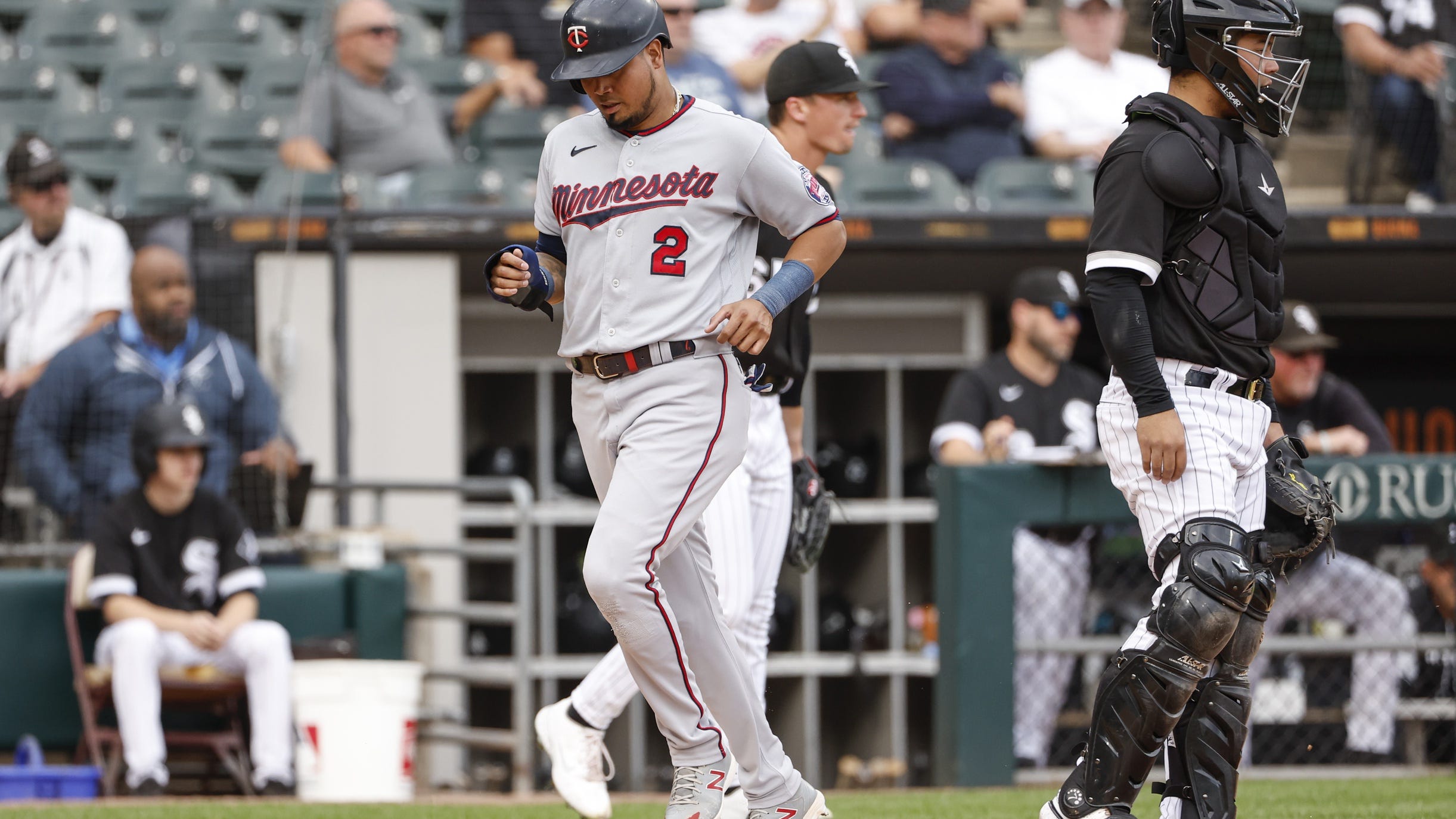 Twins trade All-Star second baseman Luis Arraez to Marlins for pitcher, two prospects