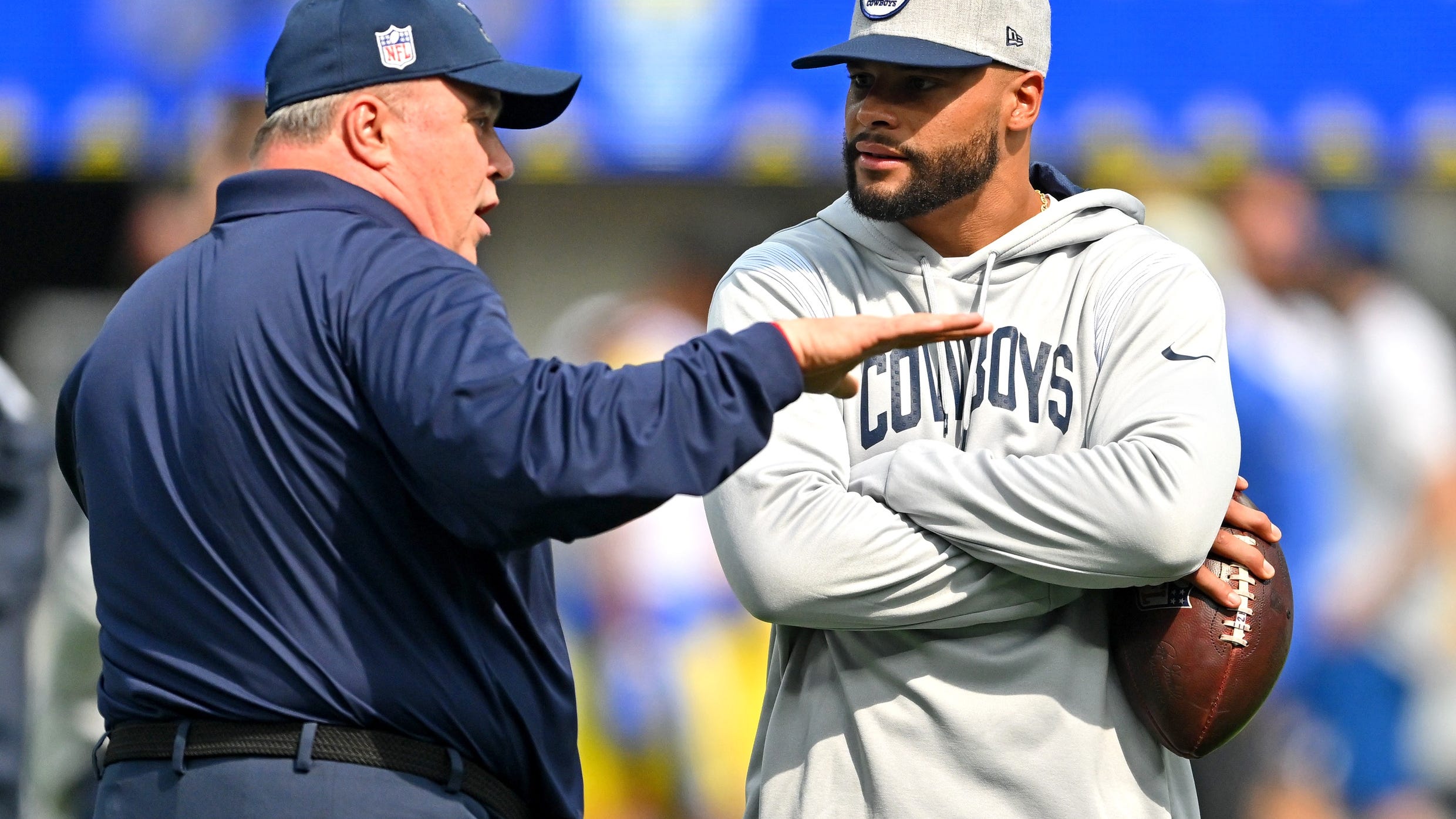 Cowboys owner Jerry Jones says Dak Prescott will "throw a lot this week"