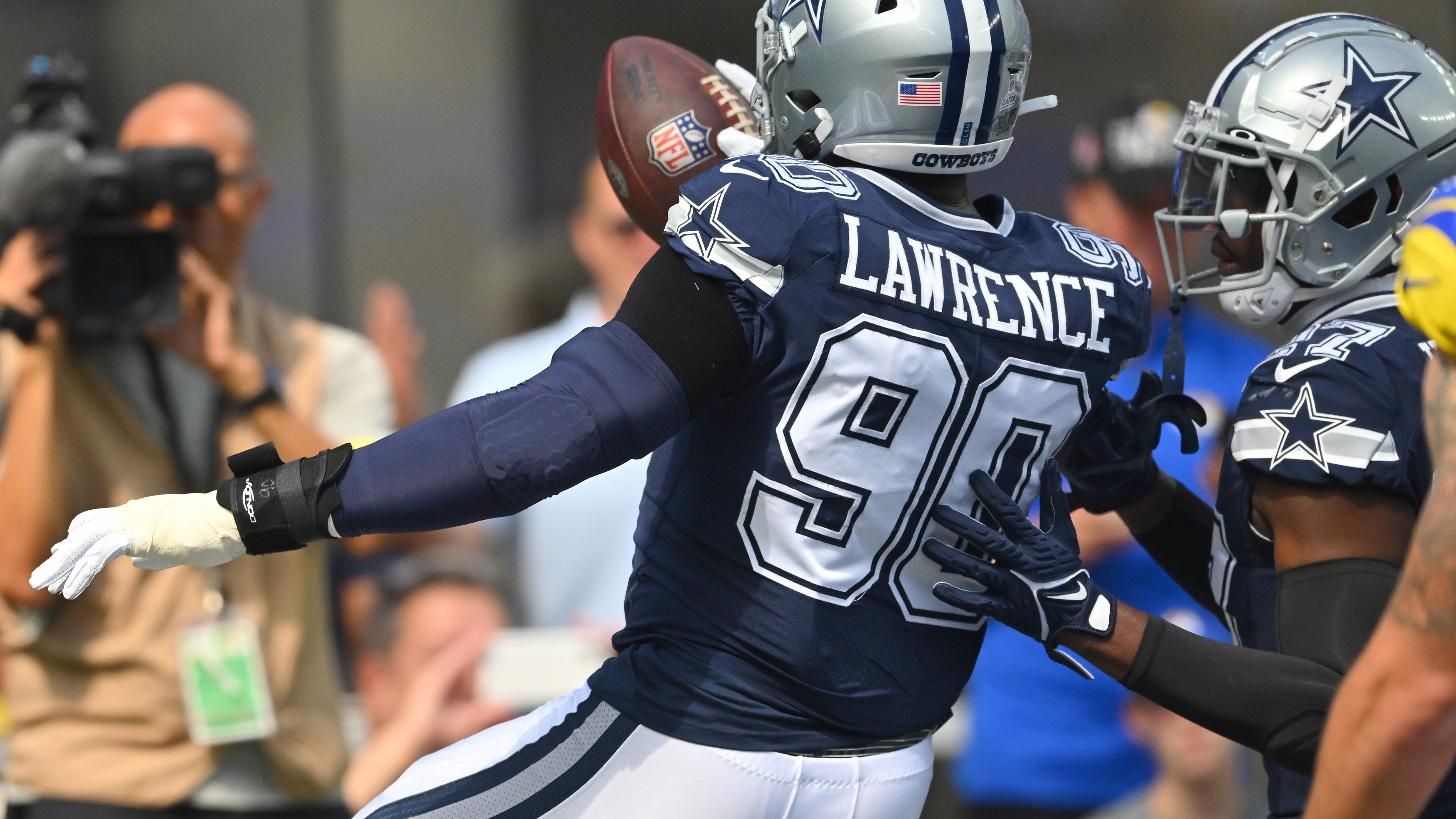 DeMarcus Lawrence on his TD celebration vs. LA, Dorance Armstrong
