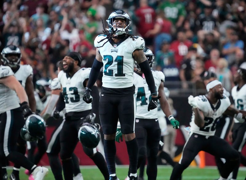 Philadelphia Eagles safety Andre Chachere (21) celebrates after Arizona Cardinals place kicker Matt Ammendola missed a game-tying field goal late in the fourth quarter at State Farm Stadium.