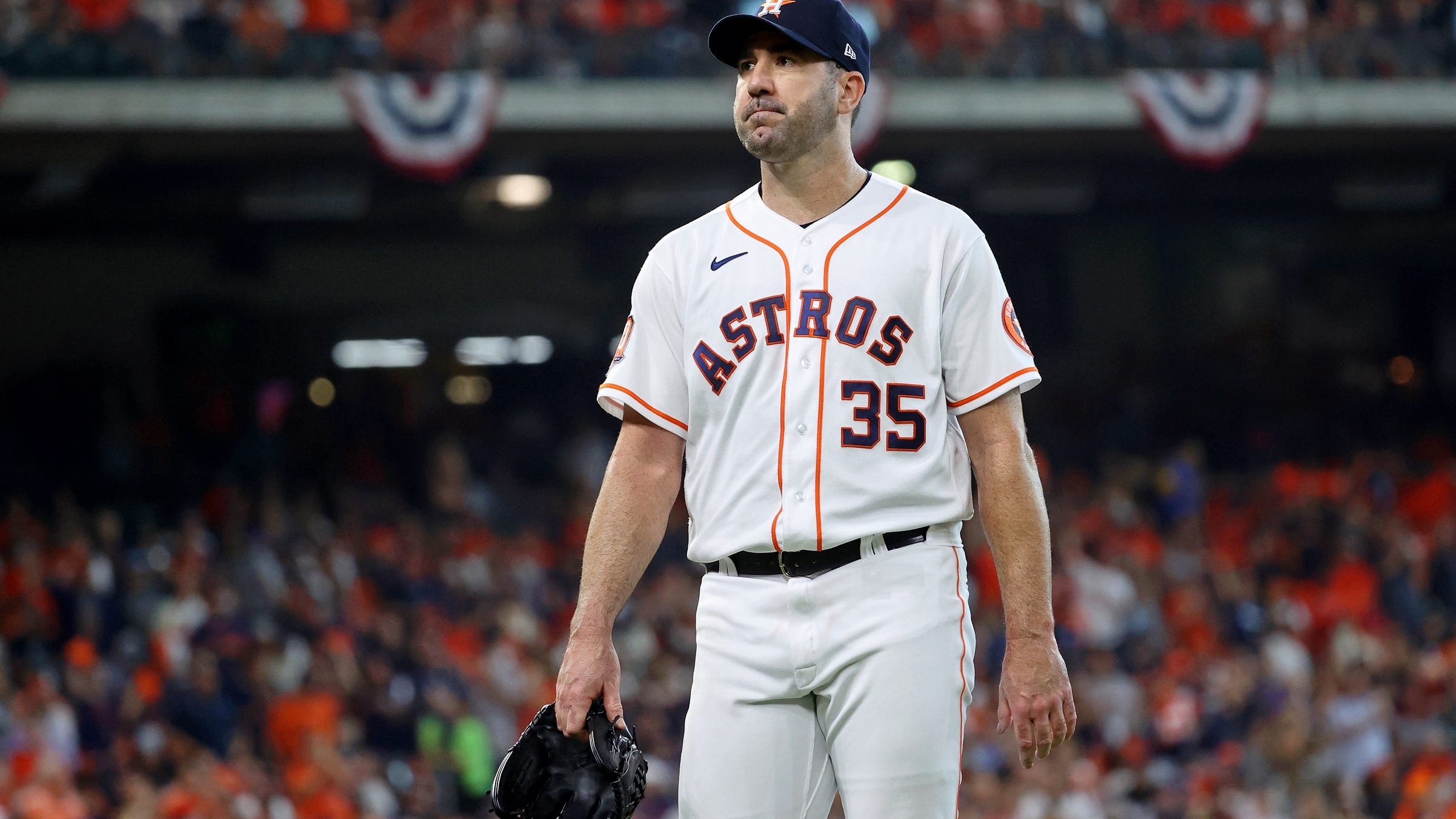Astros' Baker not worried after Verlander's poor start