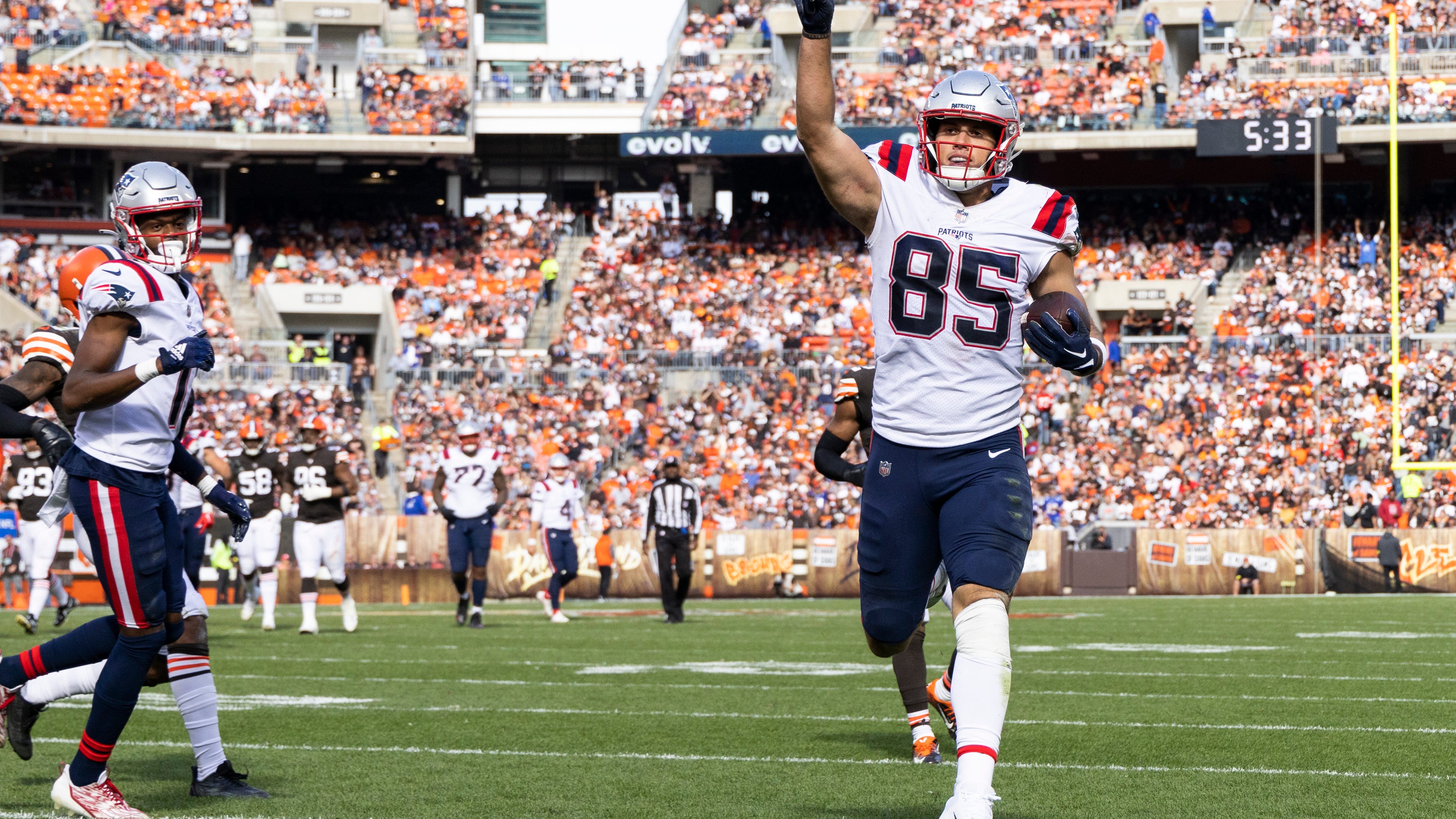 2023 Patriots Depth Projection: Tight ends