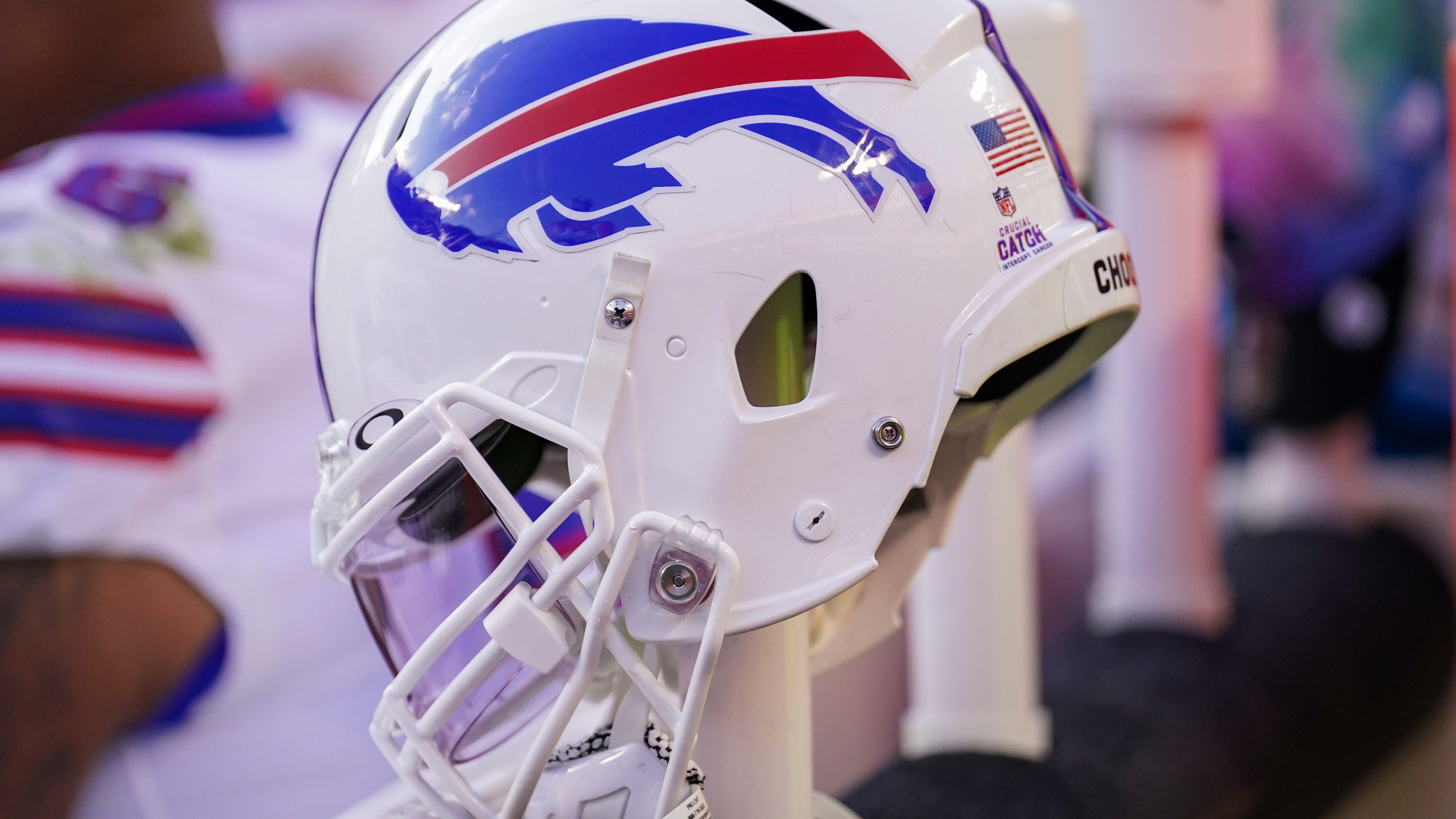 Bills place tackle Brandon Shell on Reserve/Retired list