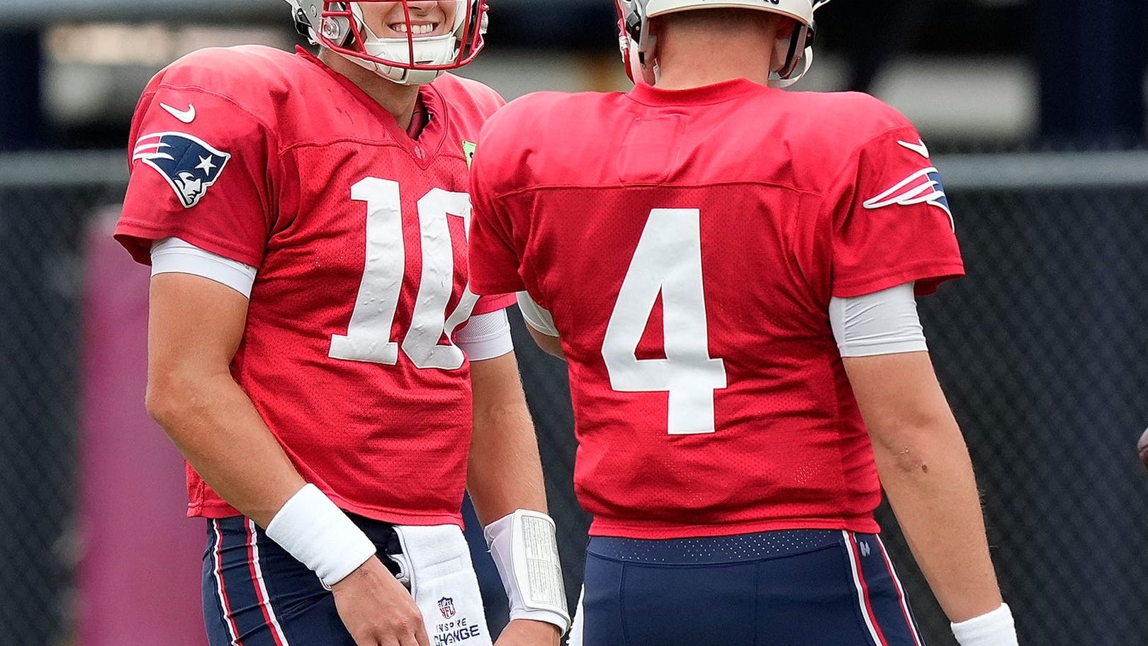 Julian Edelman, Jason McCourty split on Mac vs. Zappe