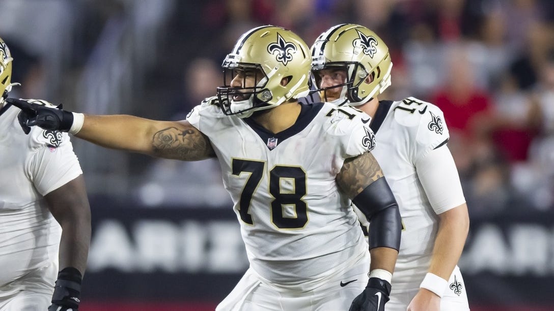 Derek Carr, Erik McCoy both praising each other at Saints OTAs. Here's why.