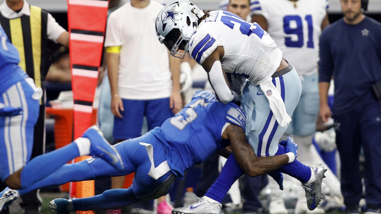 Cowboys RB Ezekiel Elliott will not practice Wednesday with knee injury