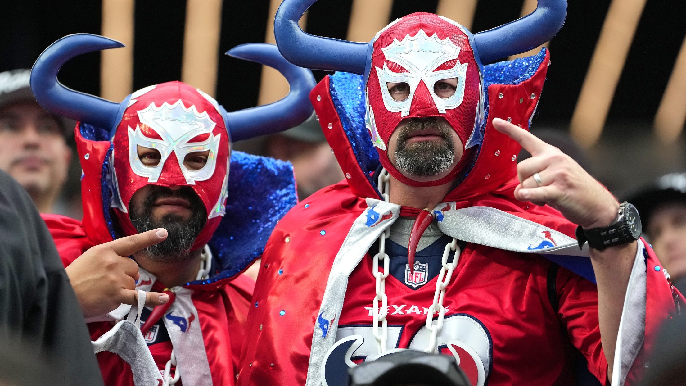 In The Loop gives away 40 tickets to Eagles-Texans on epic Houston sports night
