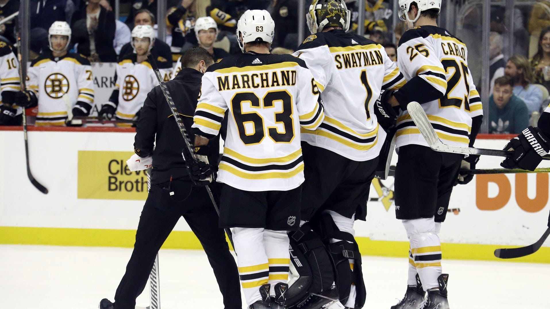 Bruins injury updates: Latest on Jeremy Swayman, David Krejci, Derek Forbort