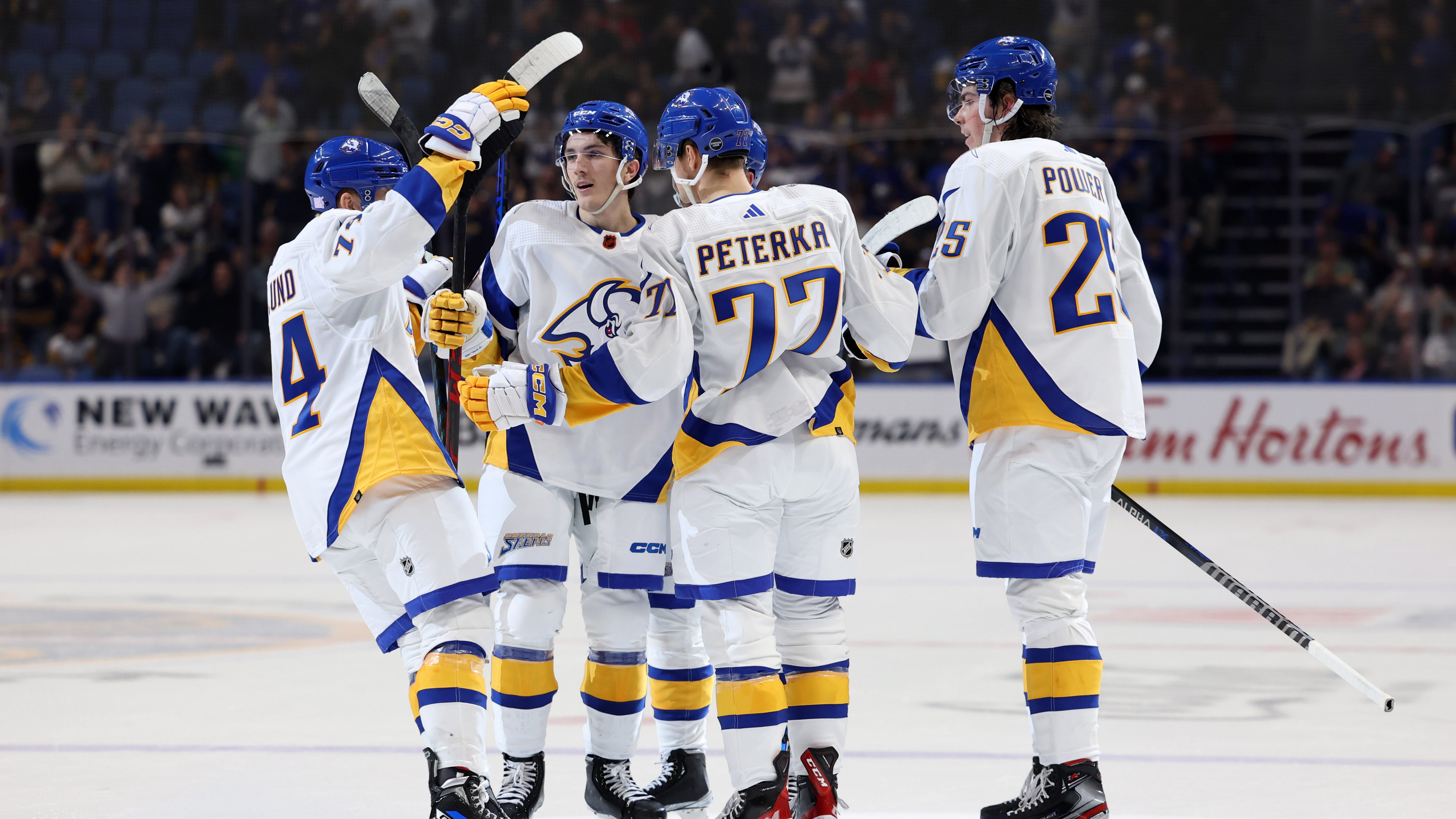 Sabres use another late-game comeback to defeat Pittsburgh
