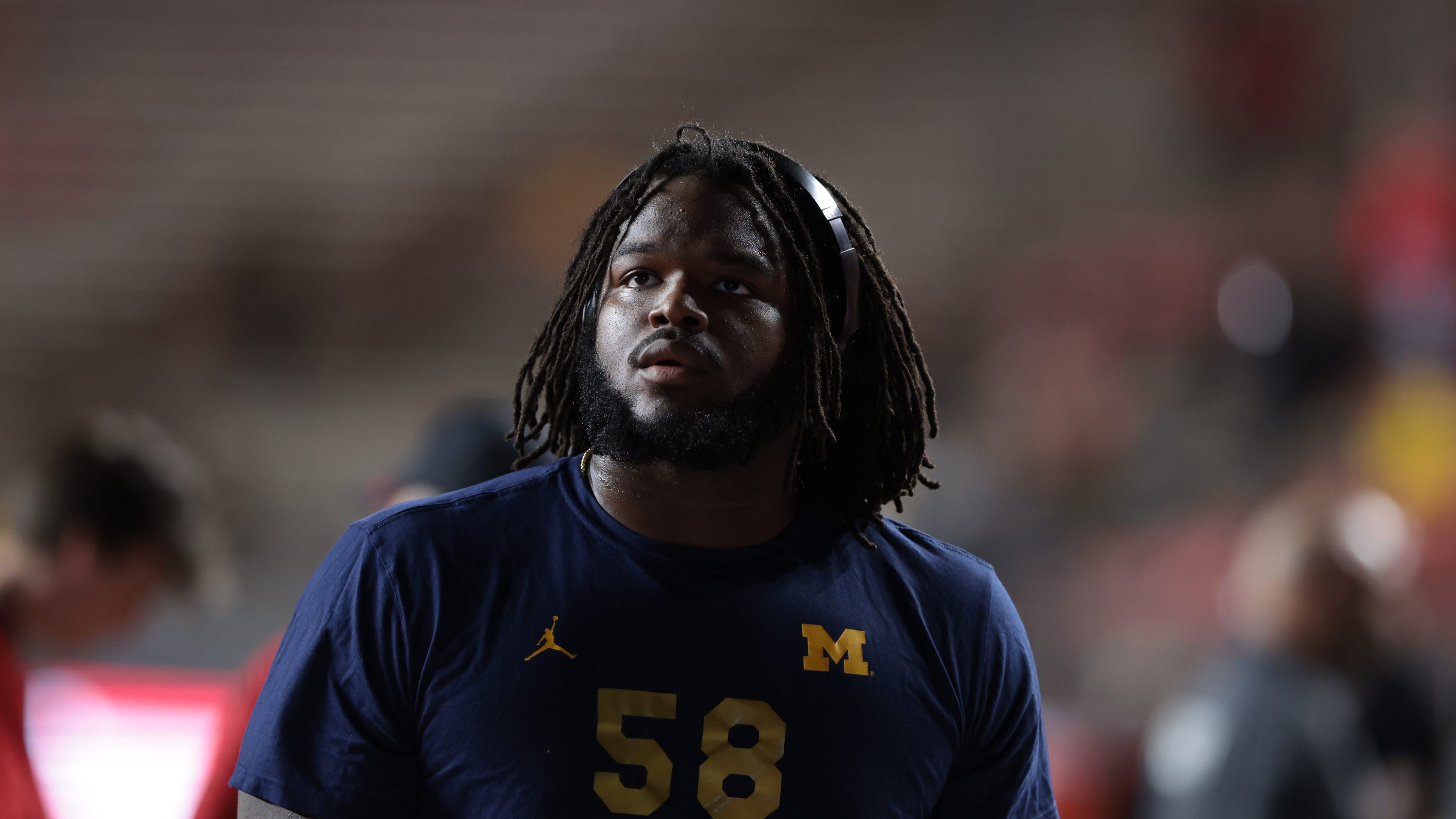 Court records: UofM's Mazi Smith had Glock 19, magazine with twice number of standard bullets at time of arrest