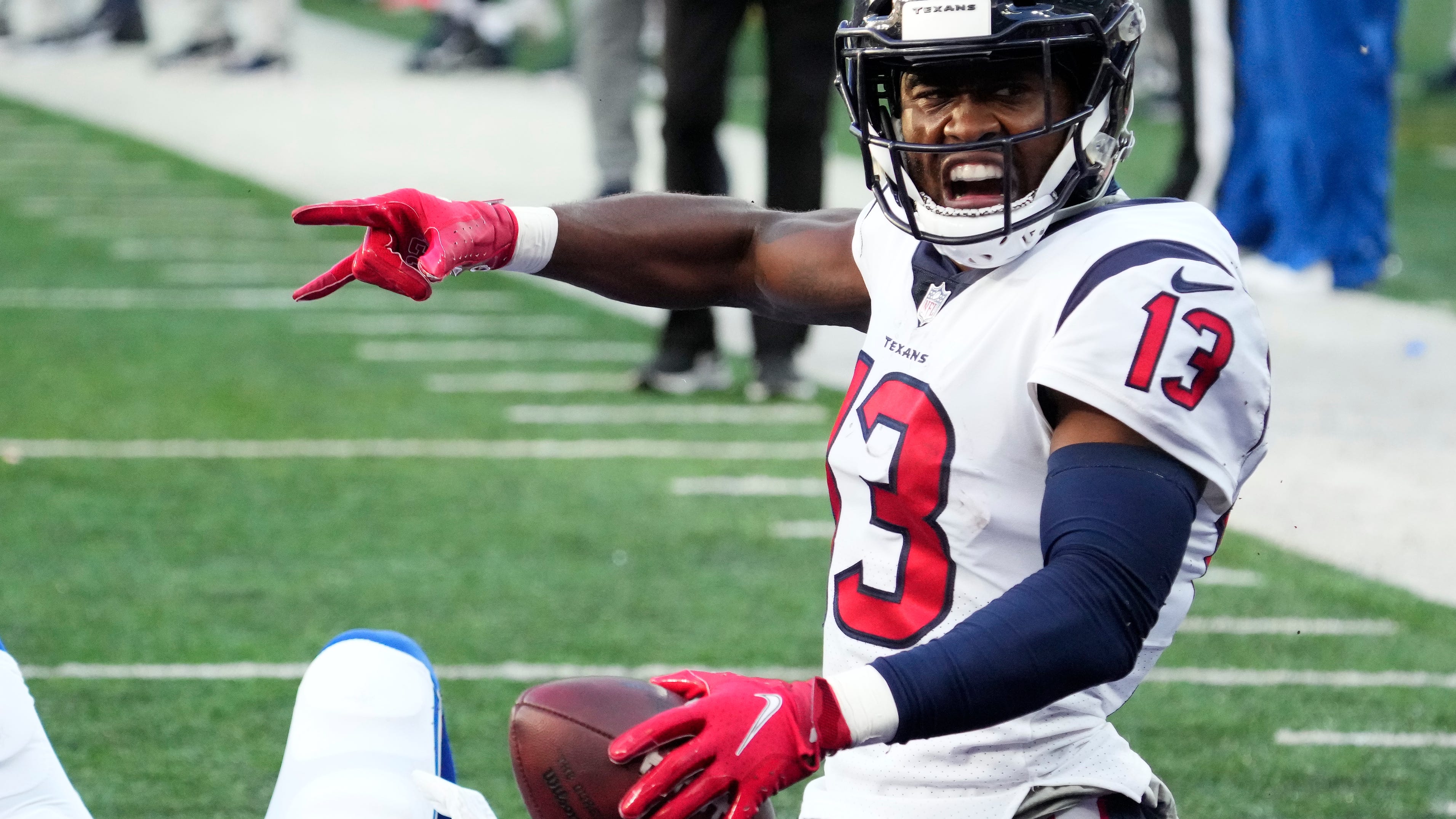 Cowboys trade for Texans WR Brandin Cooks